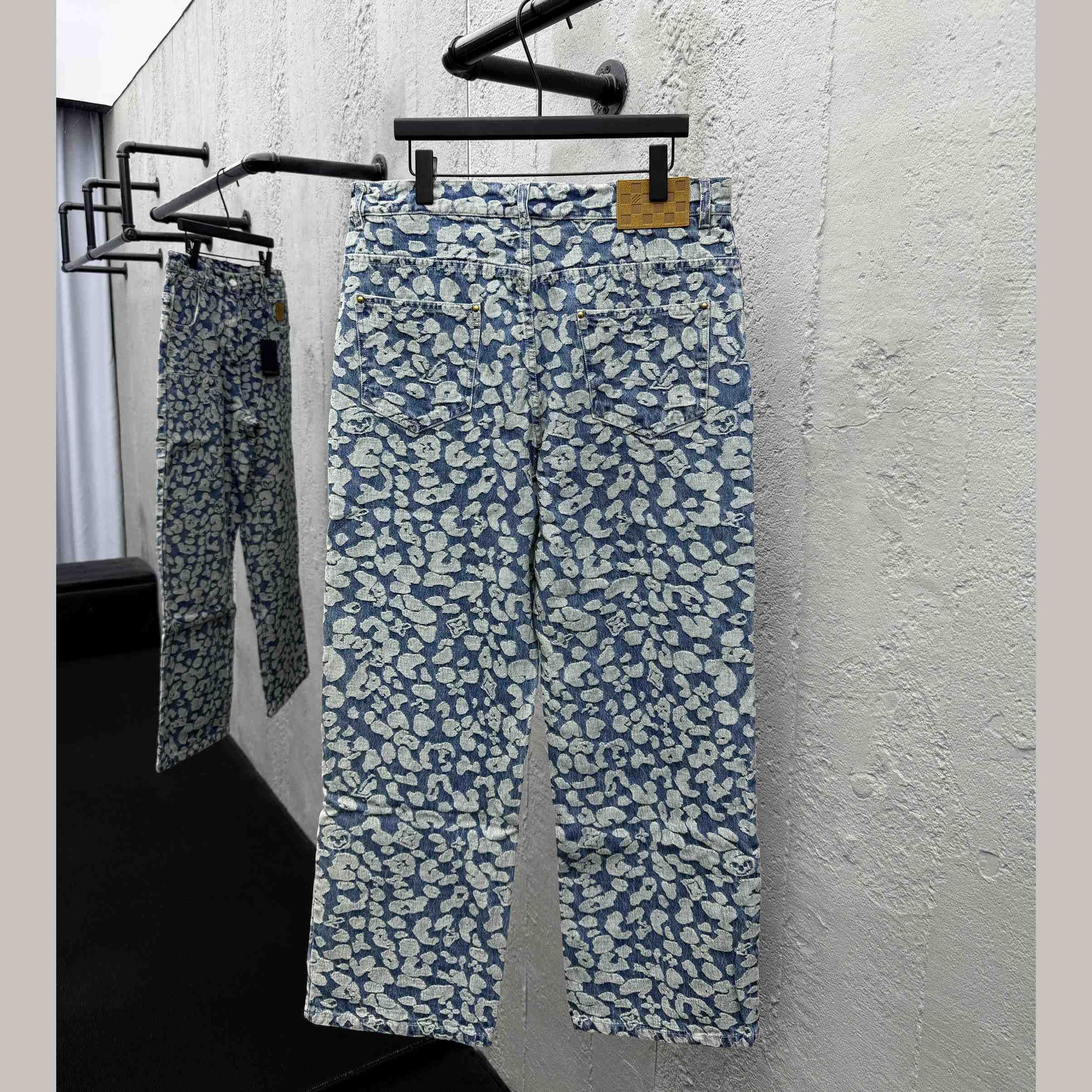 Louis Vuitton Jacquard Workwear Denim Pants   1AILS9 - FashionPlug