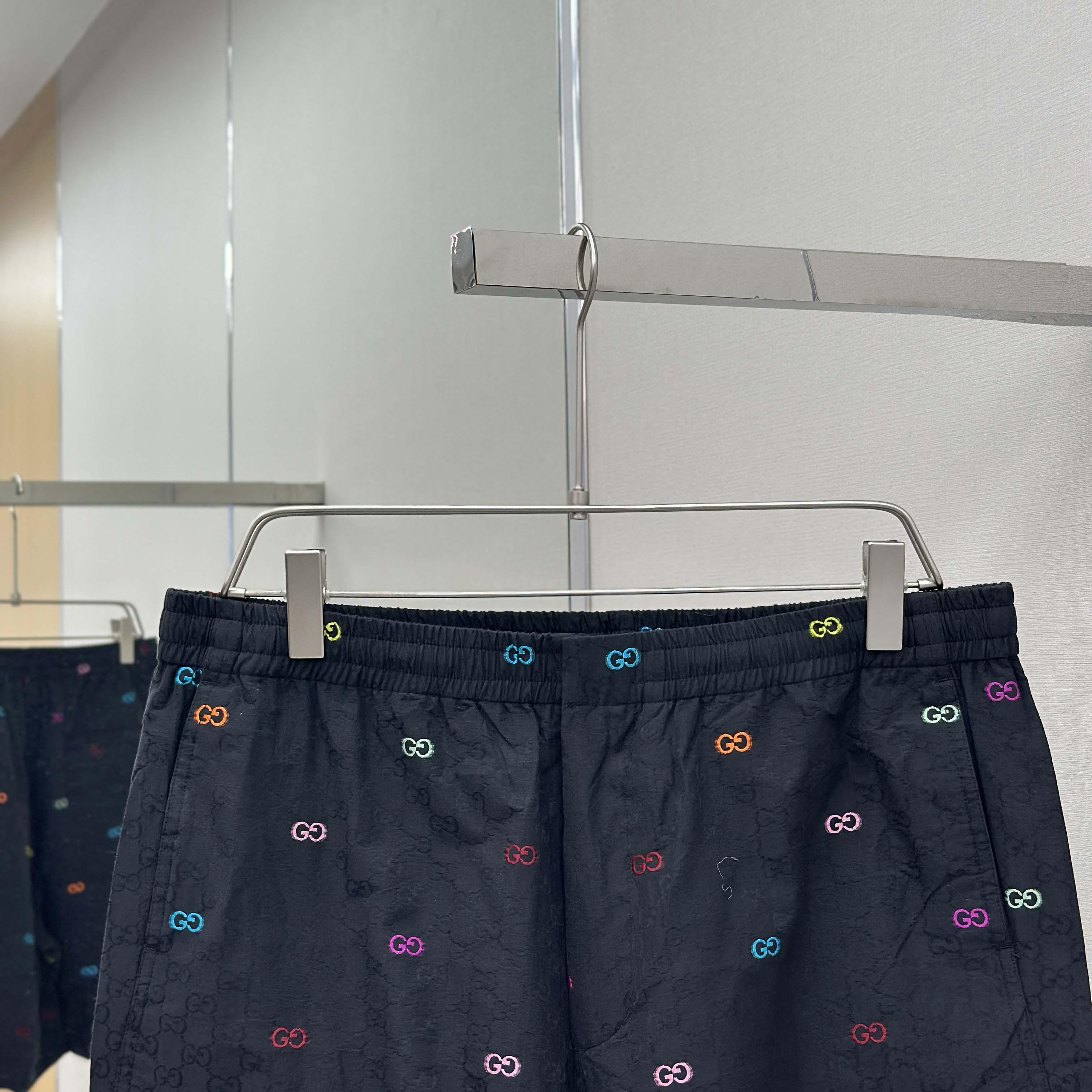 Gucci GG Cotton Ripstop Shorts - FashionPlug