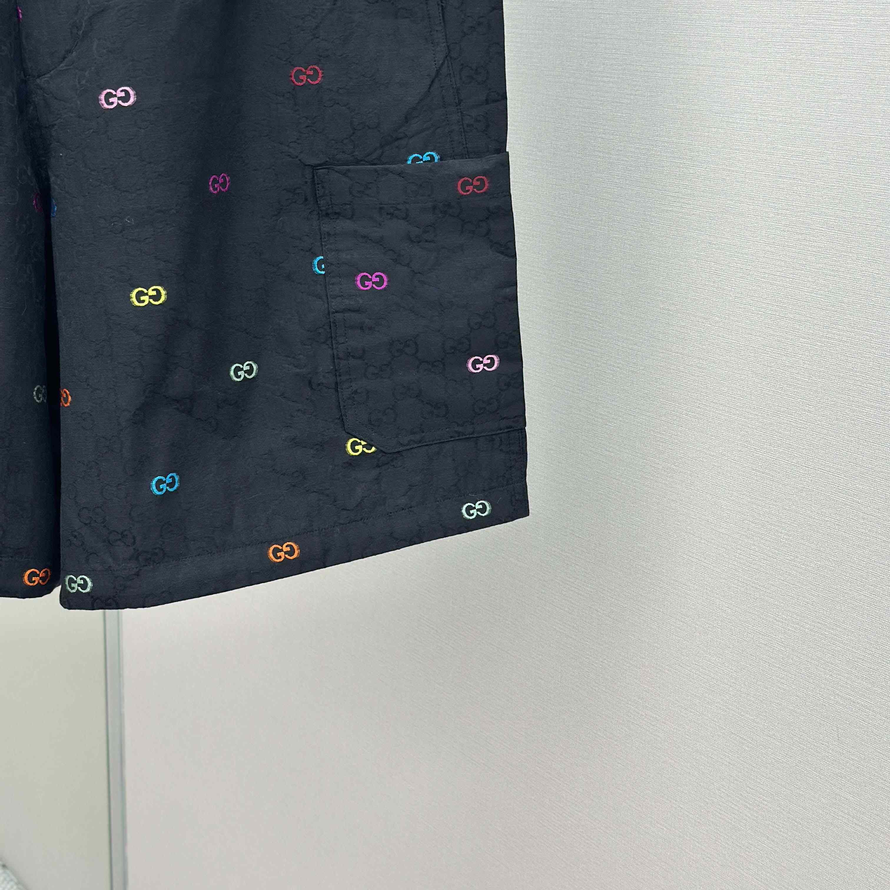 Gucci GG Cotton Ripstop Shorts - FashionPlug