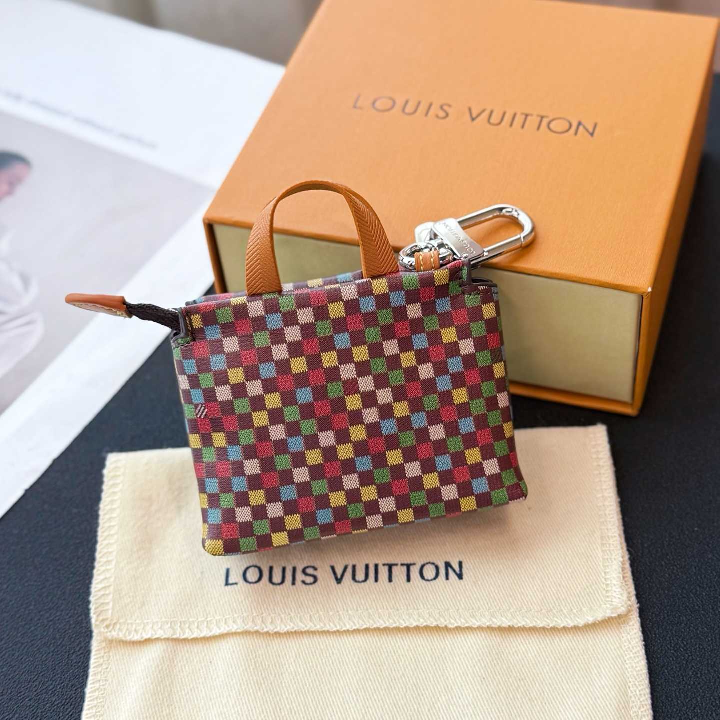 Louis Vuitton LV Mini Shopper Bag Charm    - FashionPlug