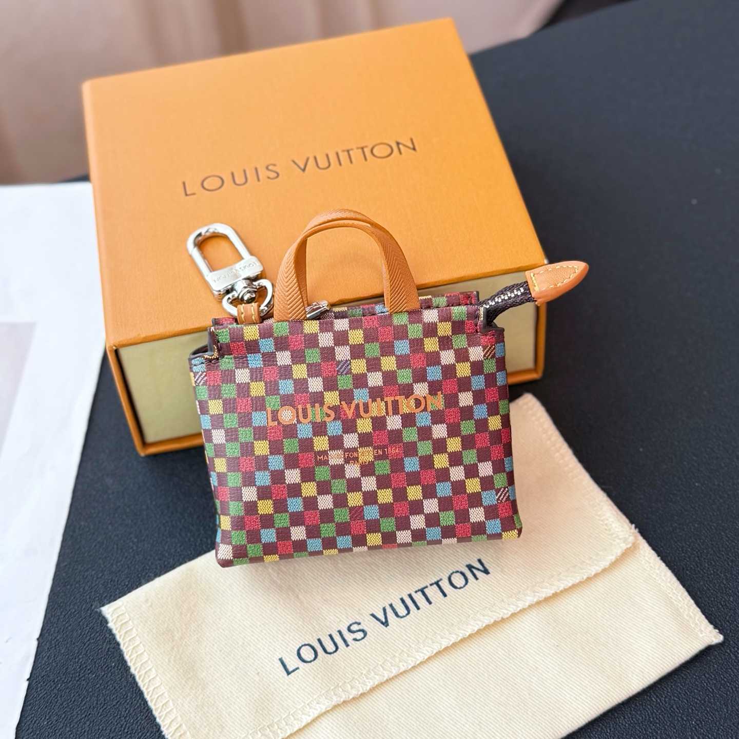 Louis Vuitton LV Mini Shopper Bag Charm    - FashionPlug