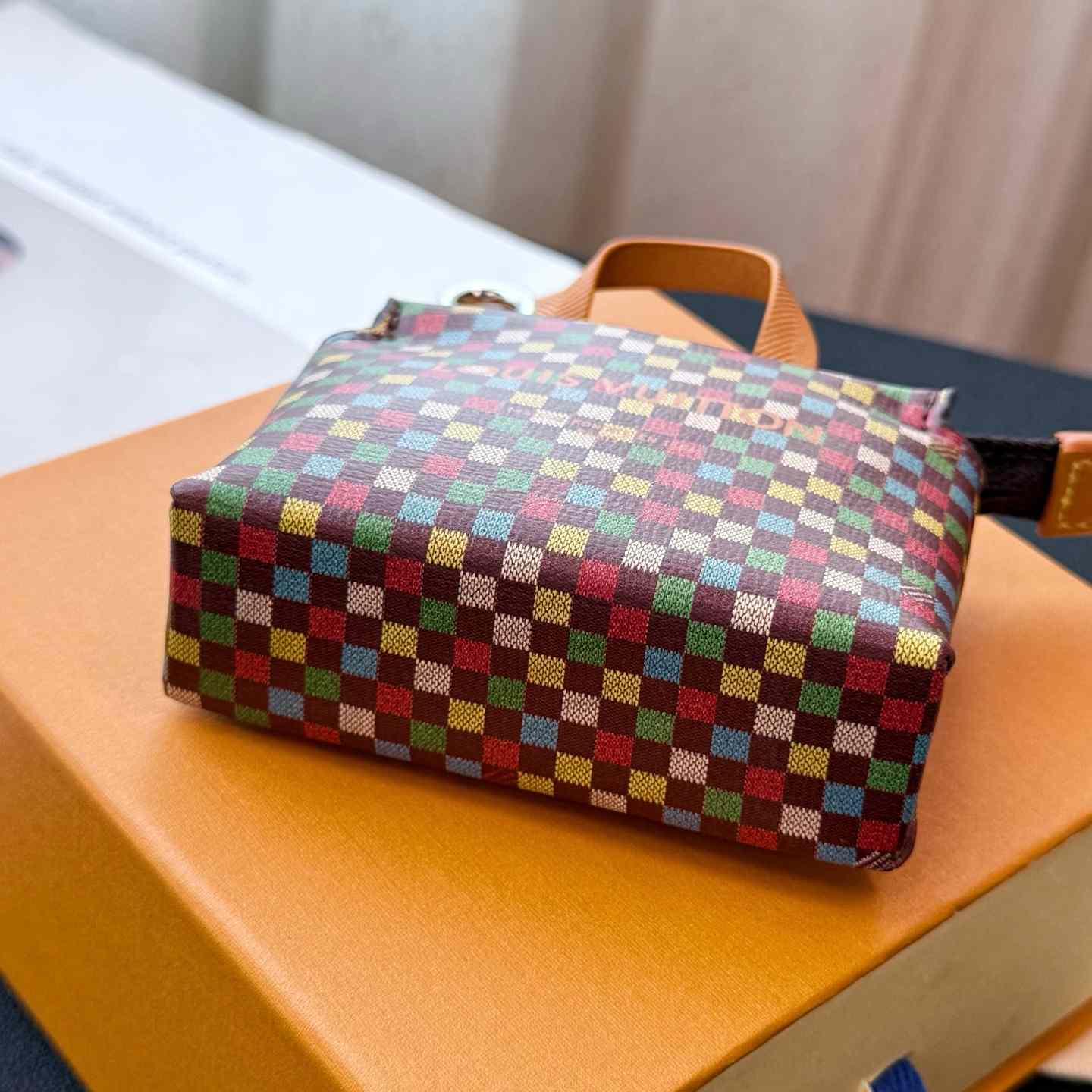 Louis Vuitton LV Mini Shopper Bag Charm    - FashionPlug