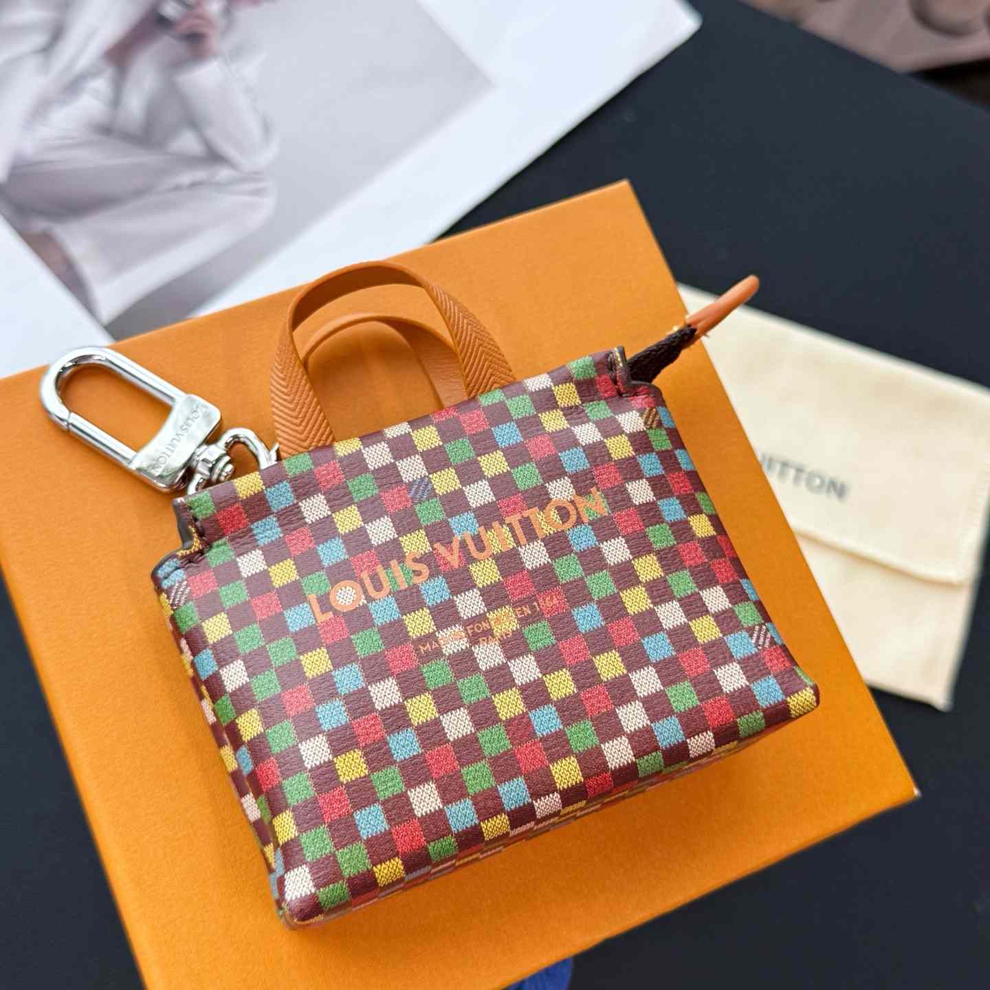 Louis Vuitton LV Mini Shopper Bag Charm    - FashionPlug