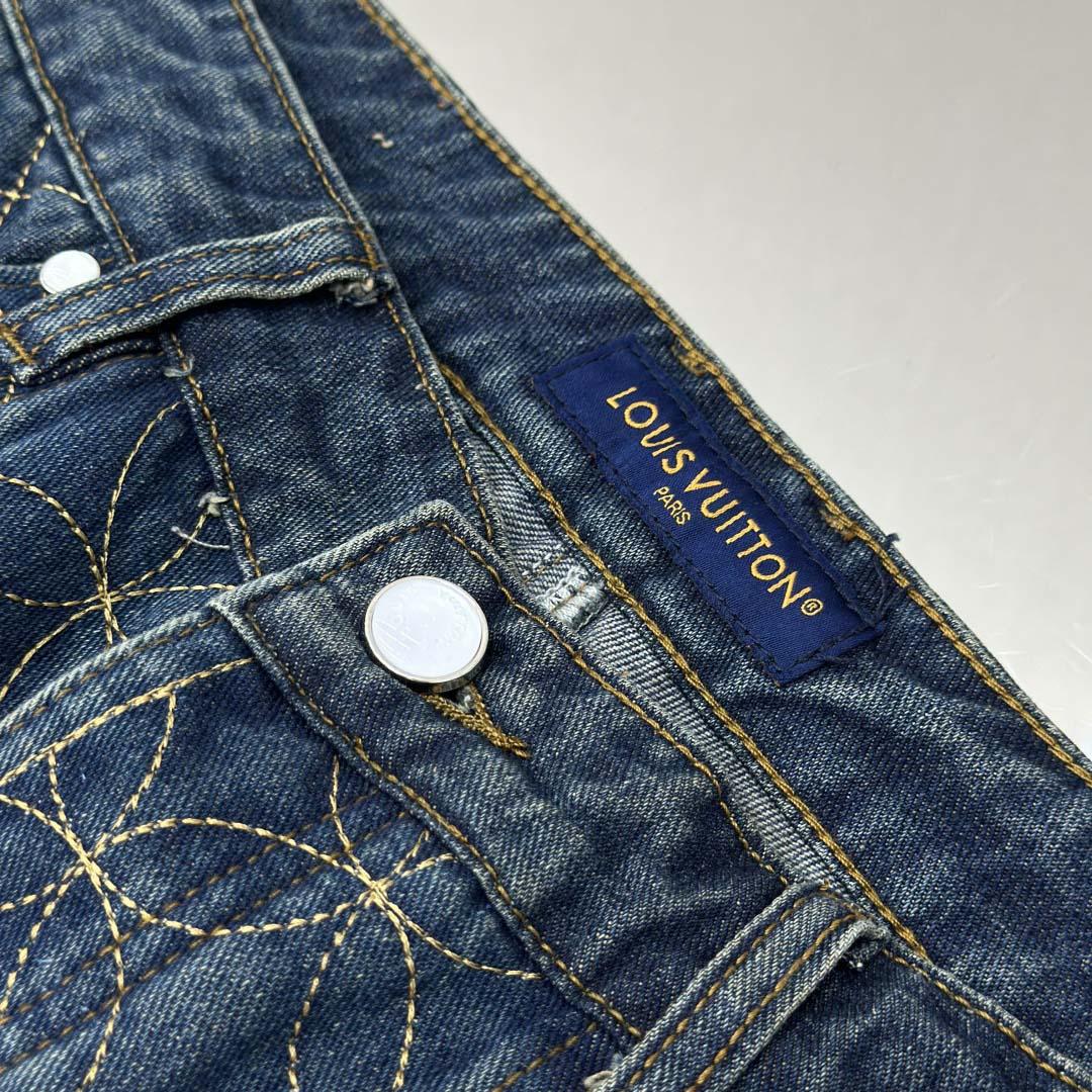 Louis Vuitton Embroidered Workwear Shorts   1AILVC - FashionPlug