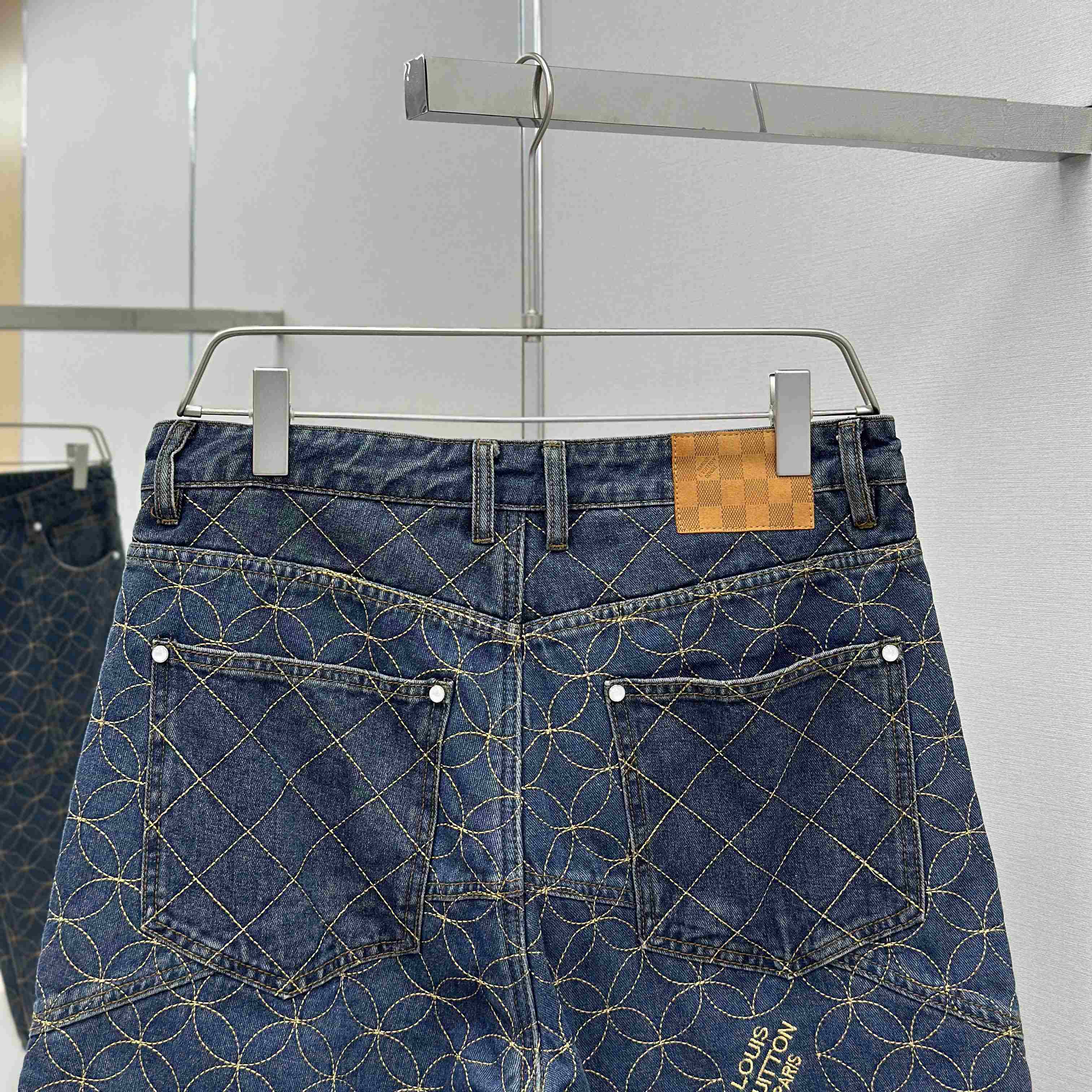Louis Vuitton Embroidered Workwear Shorts   1AILVC - FashionPlug