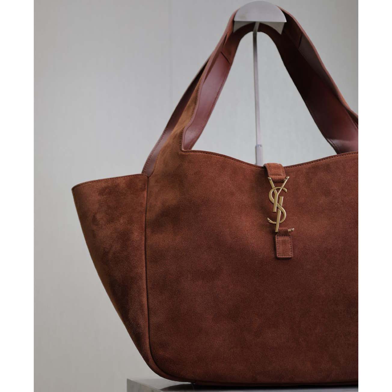 Saint Laurent LE 5 À 7 Bea In Suede - FashionPlug