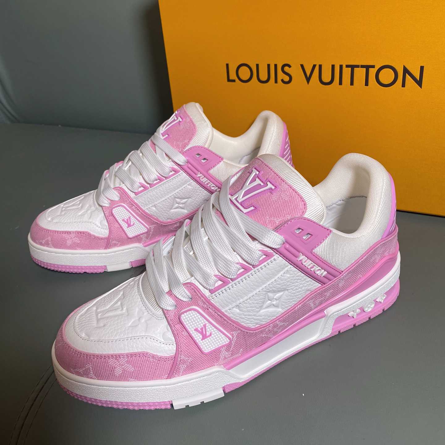 Louis Vuitton LV Trainer Sneaker      1AIKOM - FashionPlug