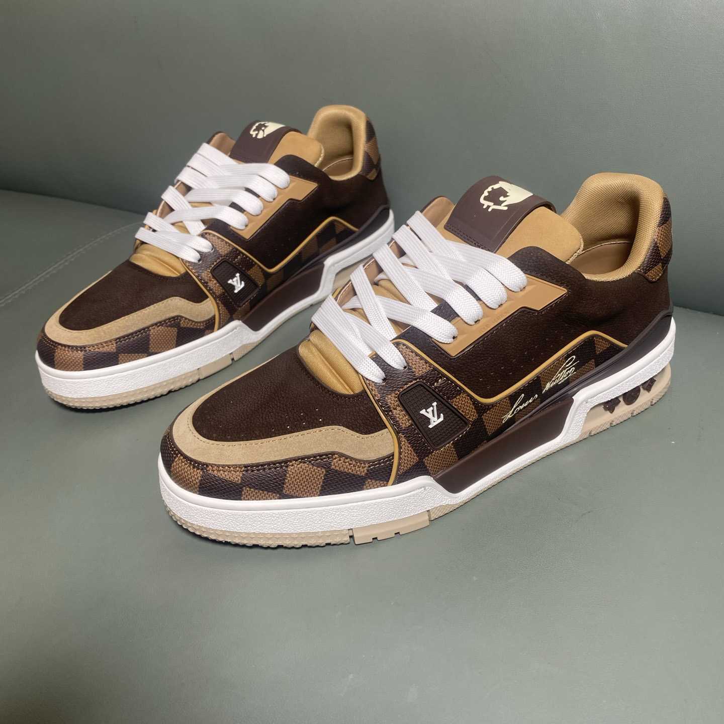 Louis Vuitton LV Trainer Sneaker     1AIN14 - FashionPlug