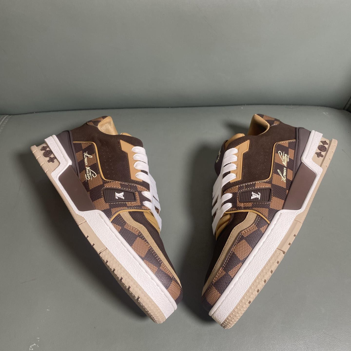 Louis Vuitton LV Trainer Sneaker     1AIN14 - FashionPlug