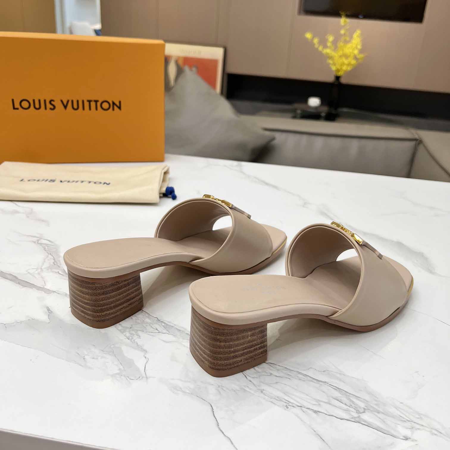 Louis Vuitton LV Mare Mule   1ACU3L - FashionPlug