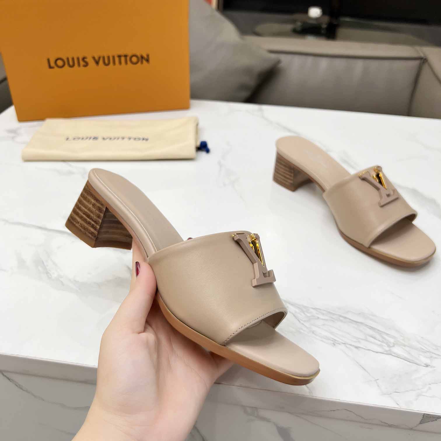 Louis Vuitton LV Mare Mule   1ACU3L - FashionPlug