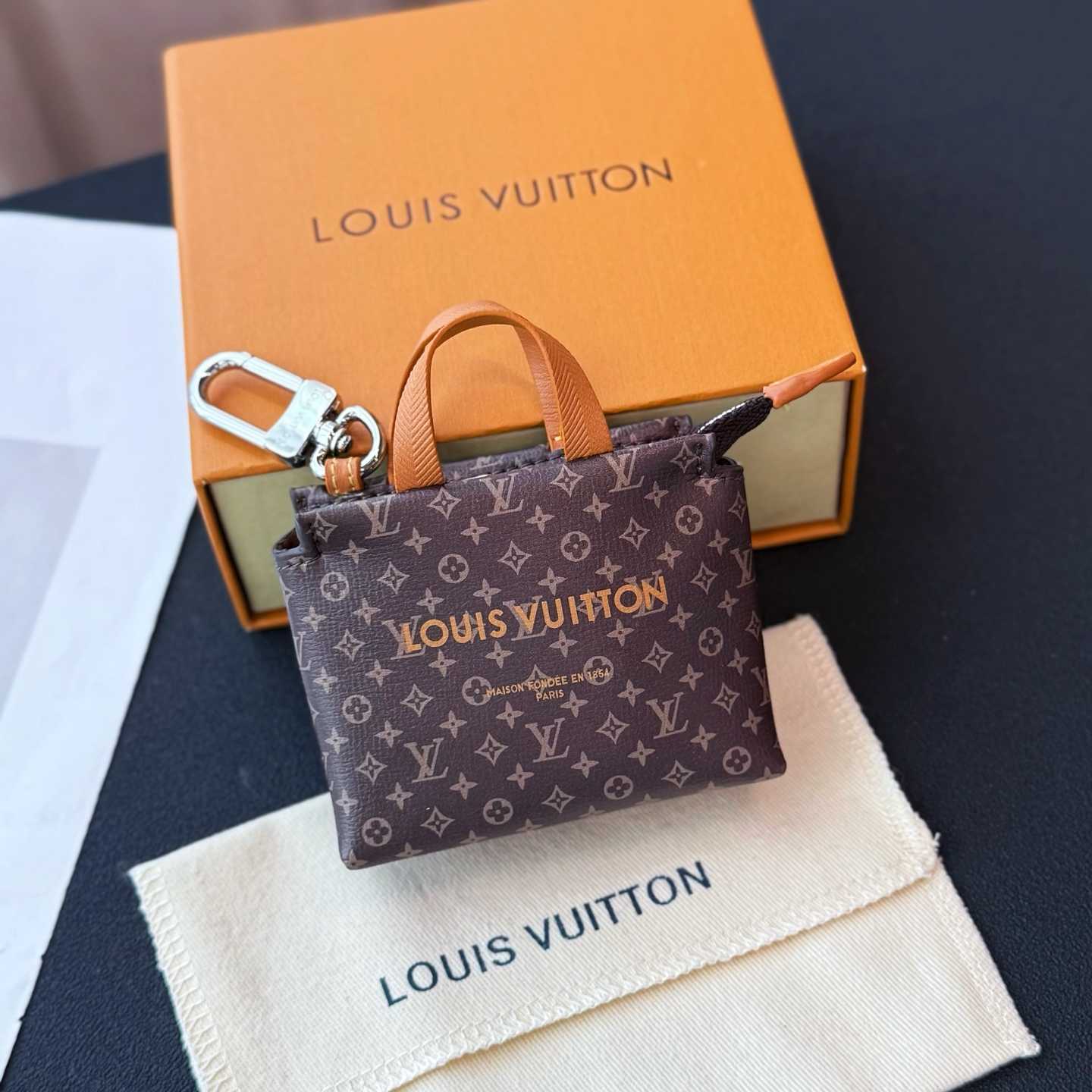 Louis Vuitton LV Mini Shopper Bag Charm    - FashionPlug
