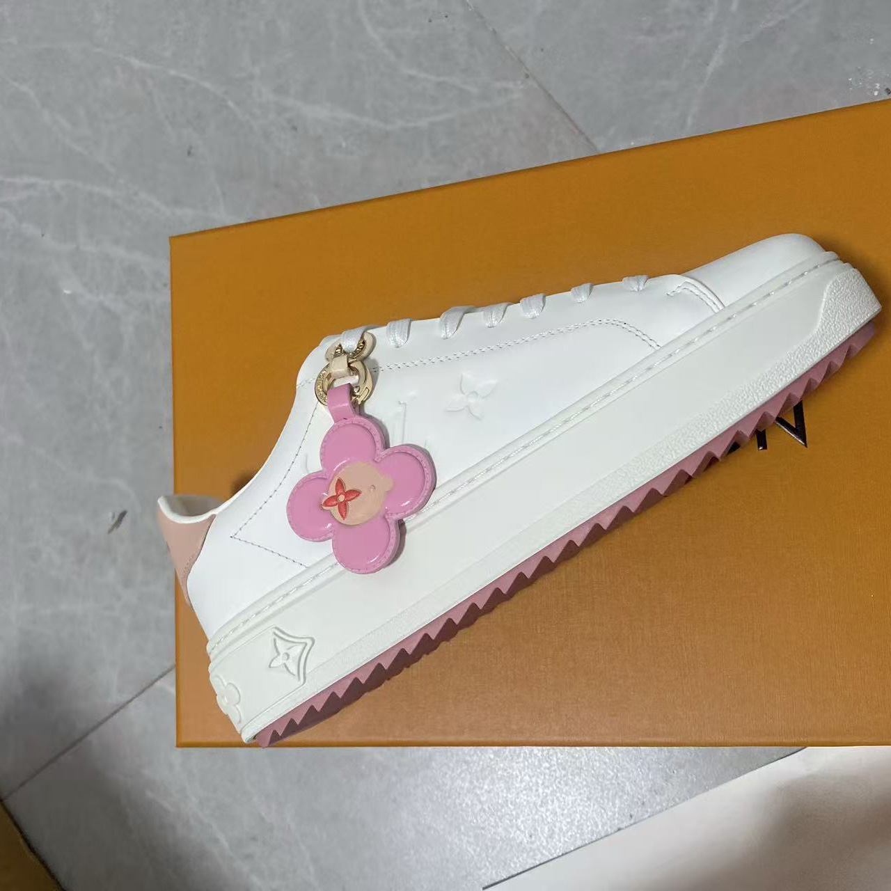 Louis Vuitton Time Out Sneaker   1AGUWS - FashionPlug