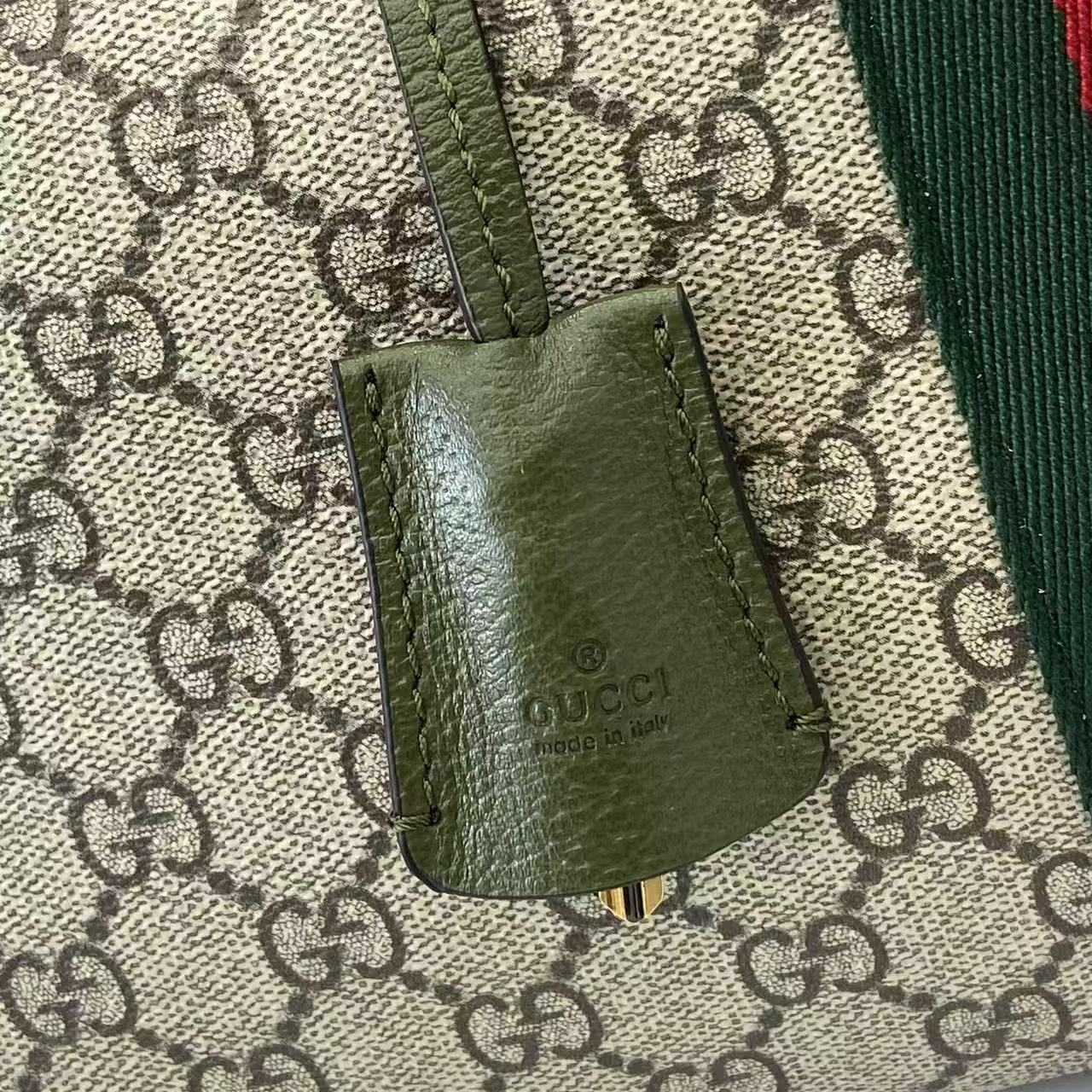 Gucci Savoy Medium Duffle Bag - FashionPlug