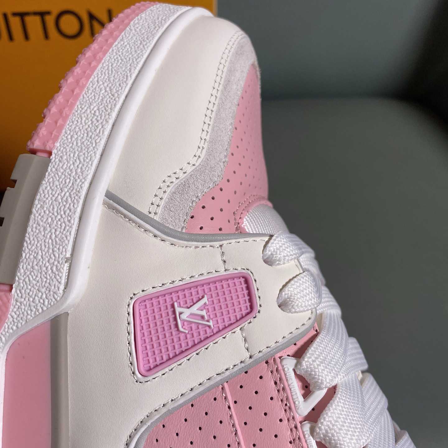 Louis Vuitton LV Trainer Sneaker      1AHTF5 - FashionPlug