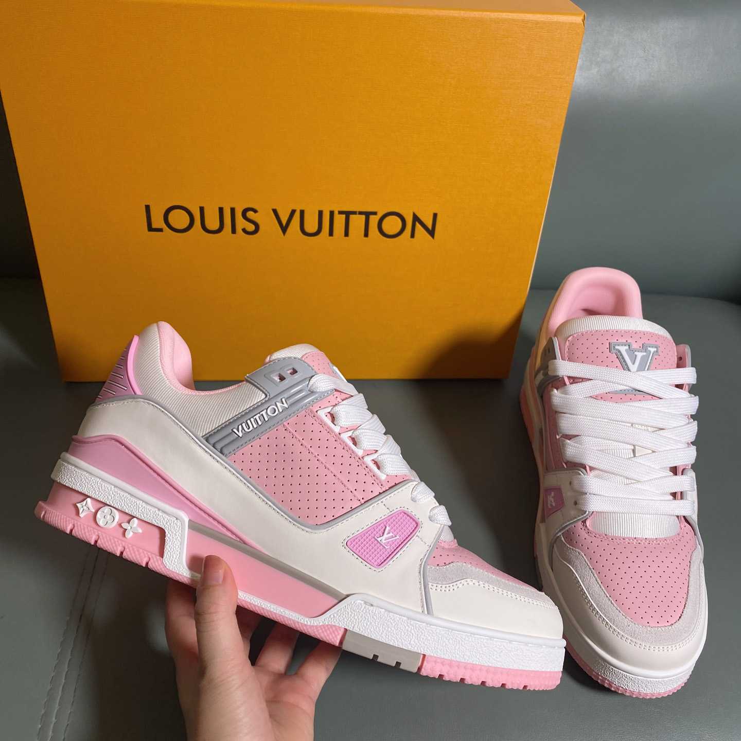 Louis Vuitton LV Trainer Sneaker      1AHTF5 - FashionPlug
