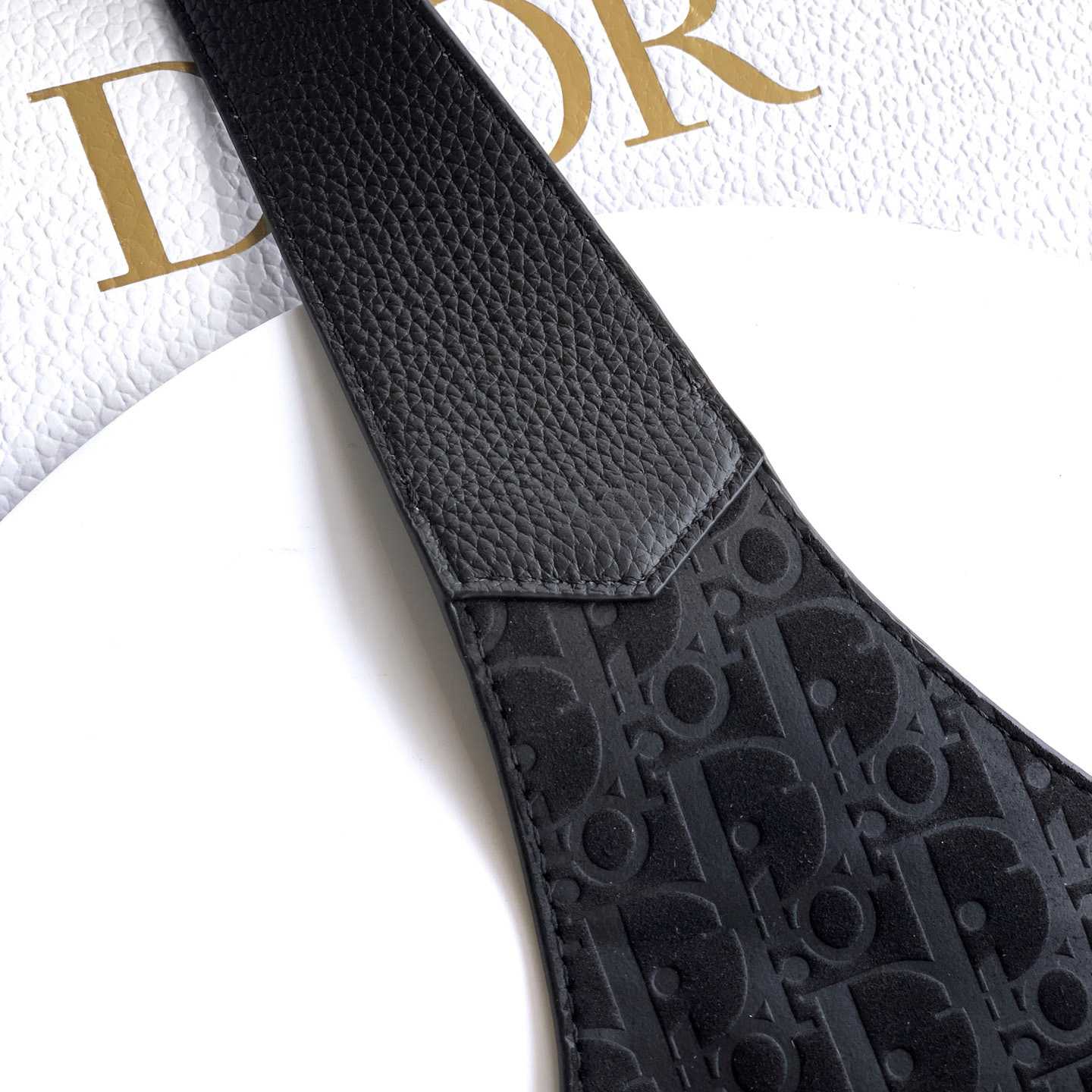 Dior Privé Tote Bag  - FashionPlug
