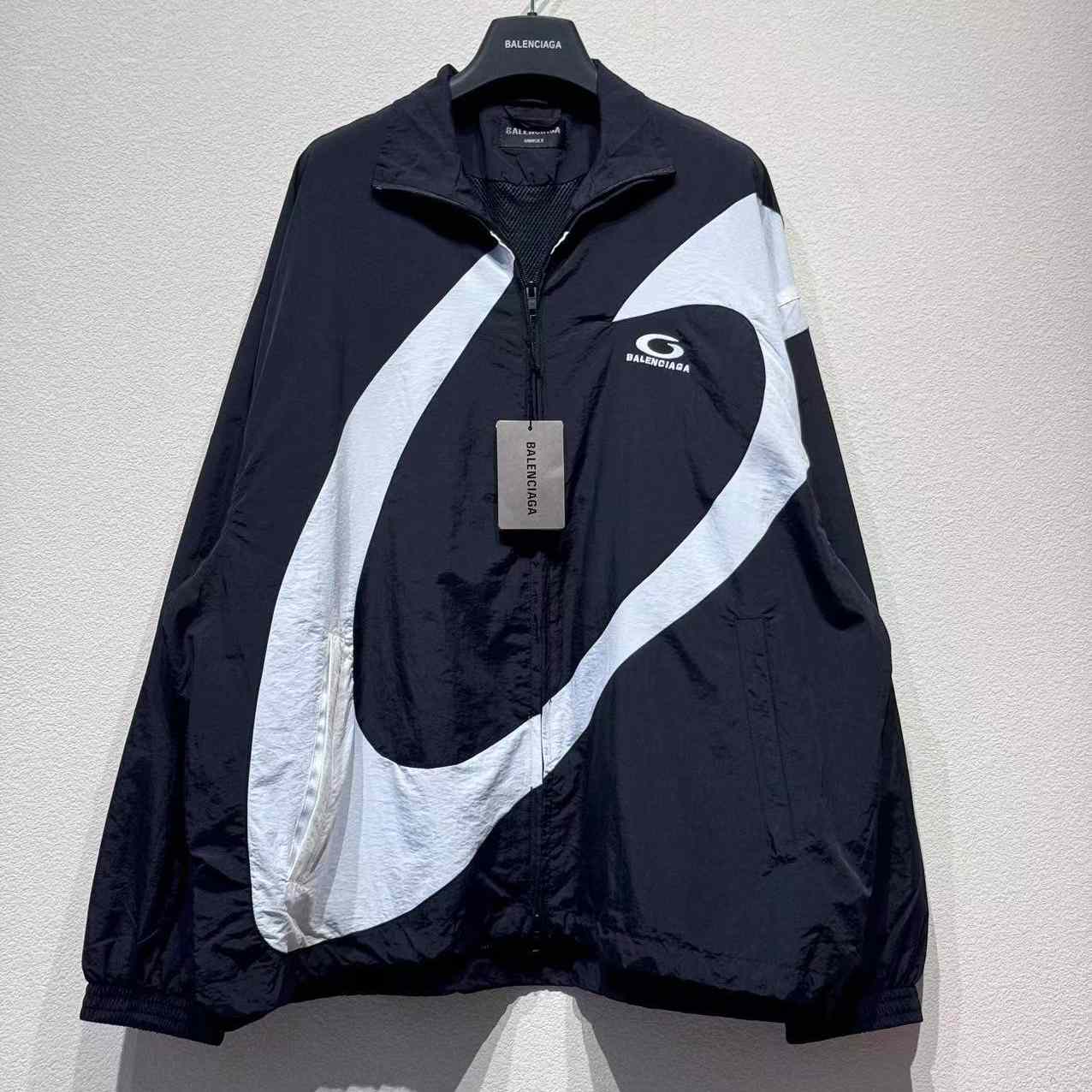 Balenciaga Loop Sports Icon Tracksuit Jacket In Black - FashionPlug