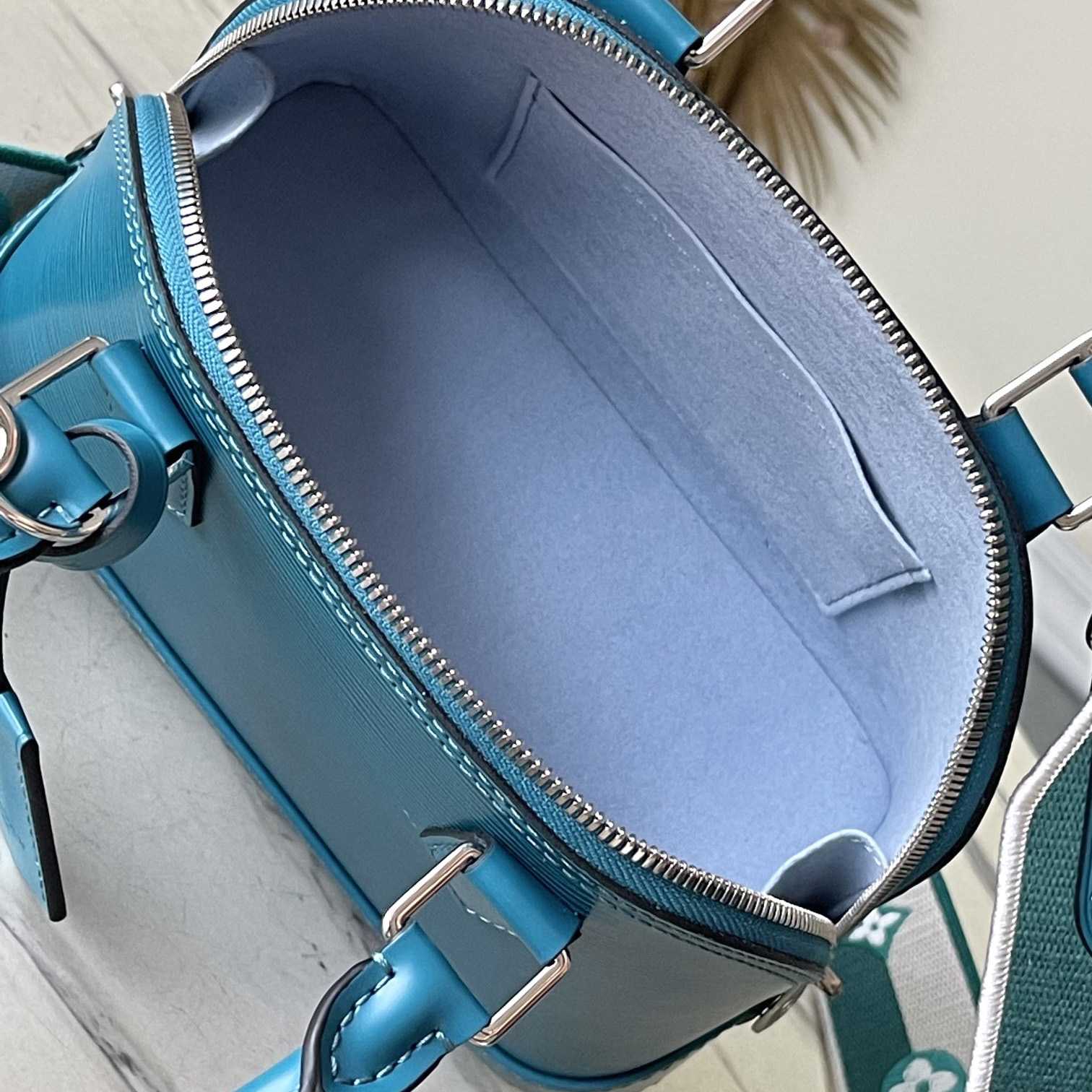 Louis Vuitton  Alma BB Handbag(23.5-17.5-11.5cm)   M20609 - FashionPlug