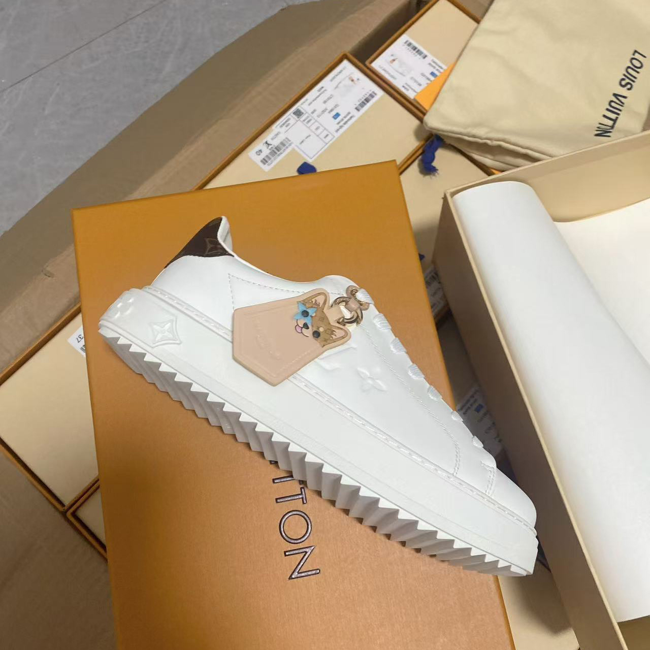 Louis Vuitton Time Out Sneaker   1AGUX5 - FashionPlug