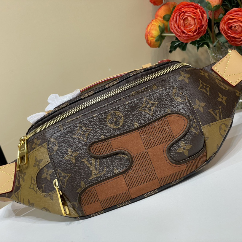 Louis Vuitton Rush Bumbag   M15271 - FashionPlug