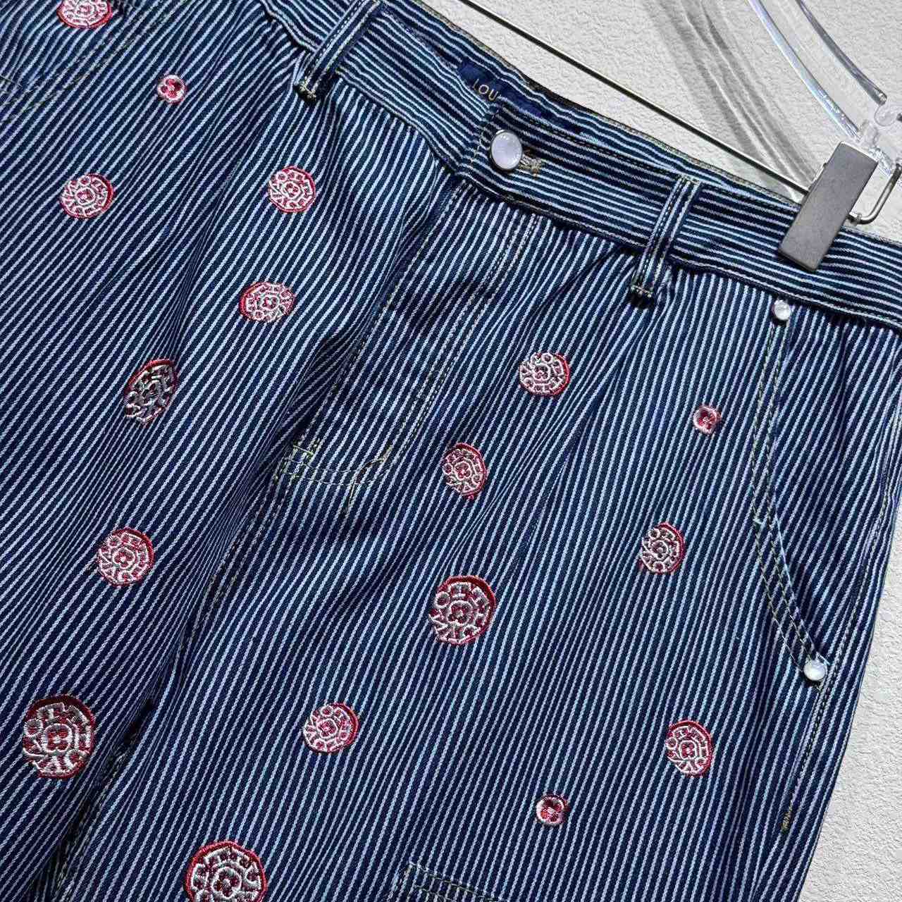 Louis Vuitton Jeans - FashionPlug
