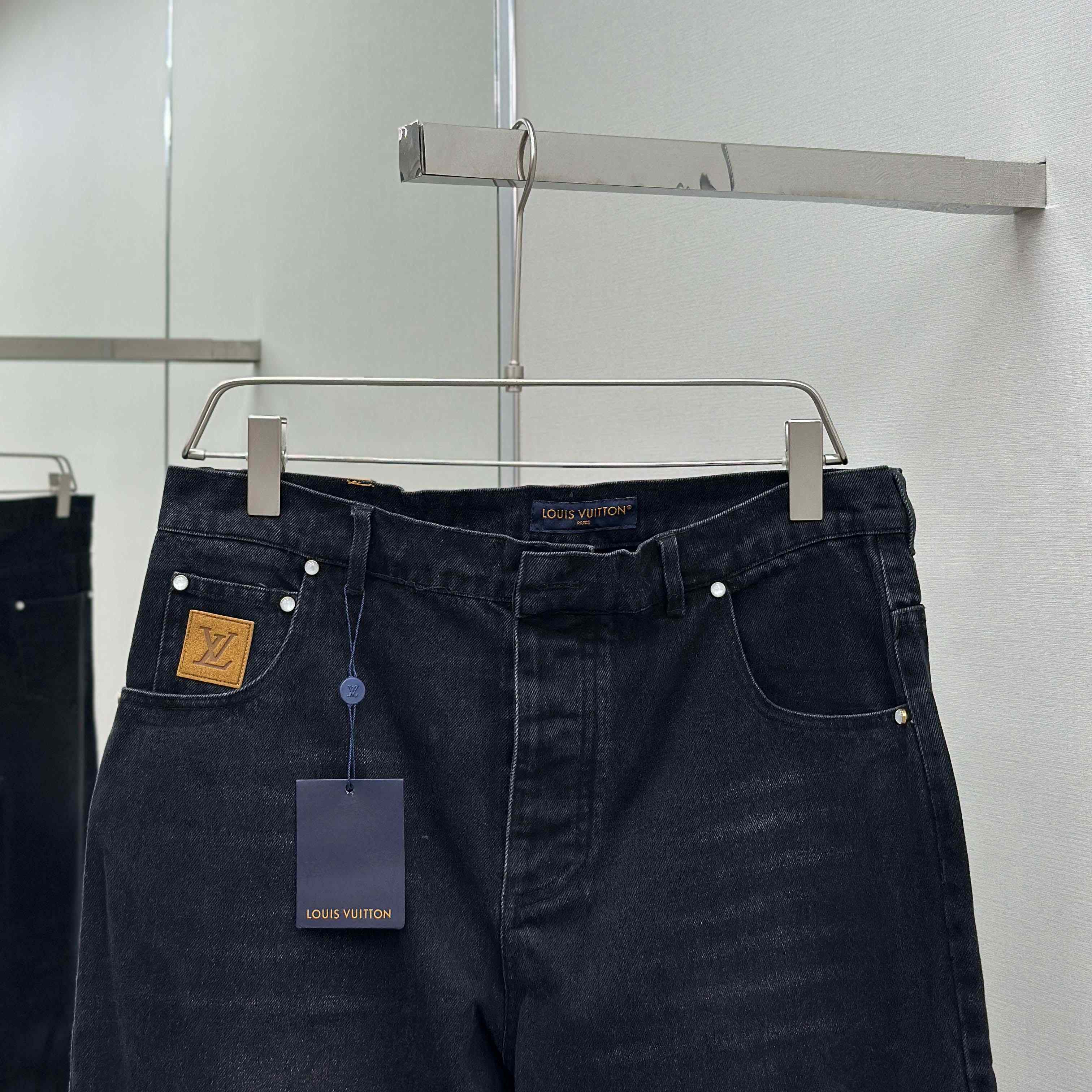 Louis Vuitton LV Skate Denim Pants   1AILKZ - FashionPlug