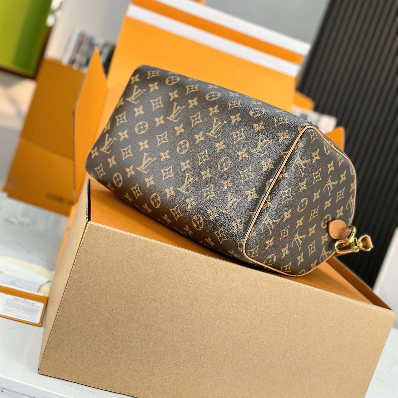 Louis Vuitton Speedy Soft 30 Boho   N87212 - FashionPlug