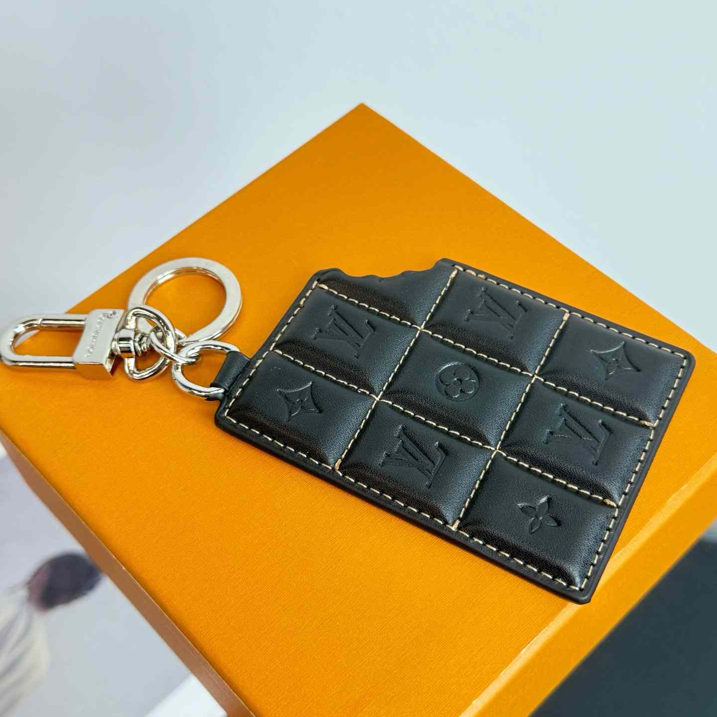 Louis Vuitton LV Chocolate Bar Figurine Key Holder And Bag Charm   M01478 - FashionPlug