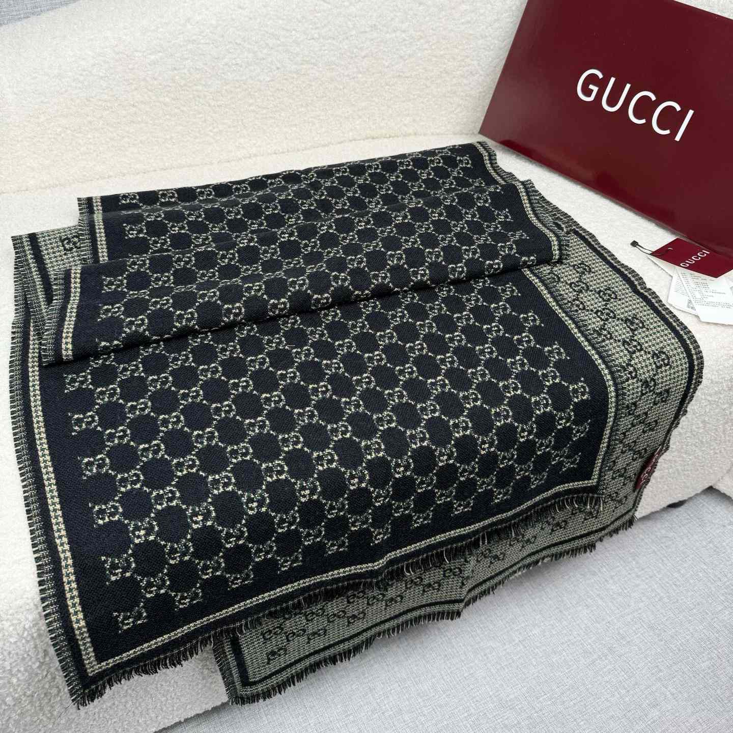 Gucci GG Wool Jacquard Scarf - FashionPlug