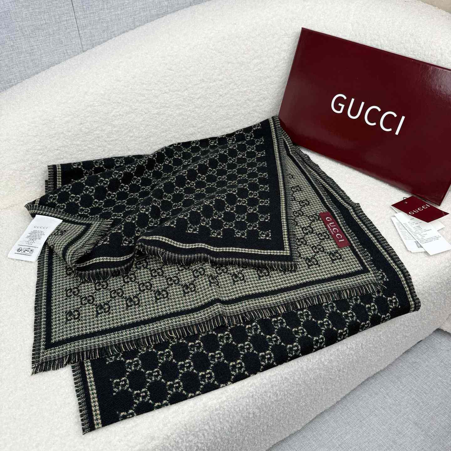 Gucci GG Wool Jacquard Scarf - FashionPlug
