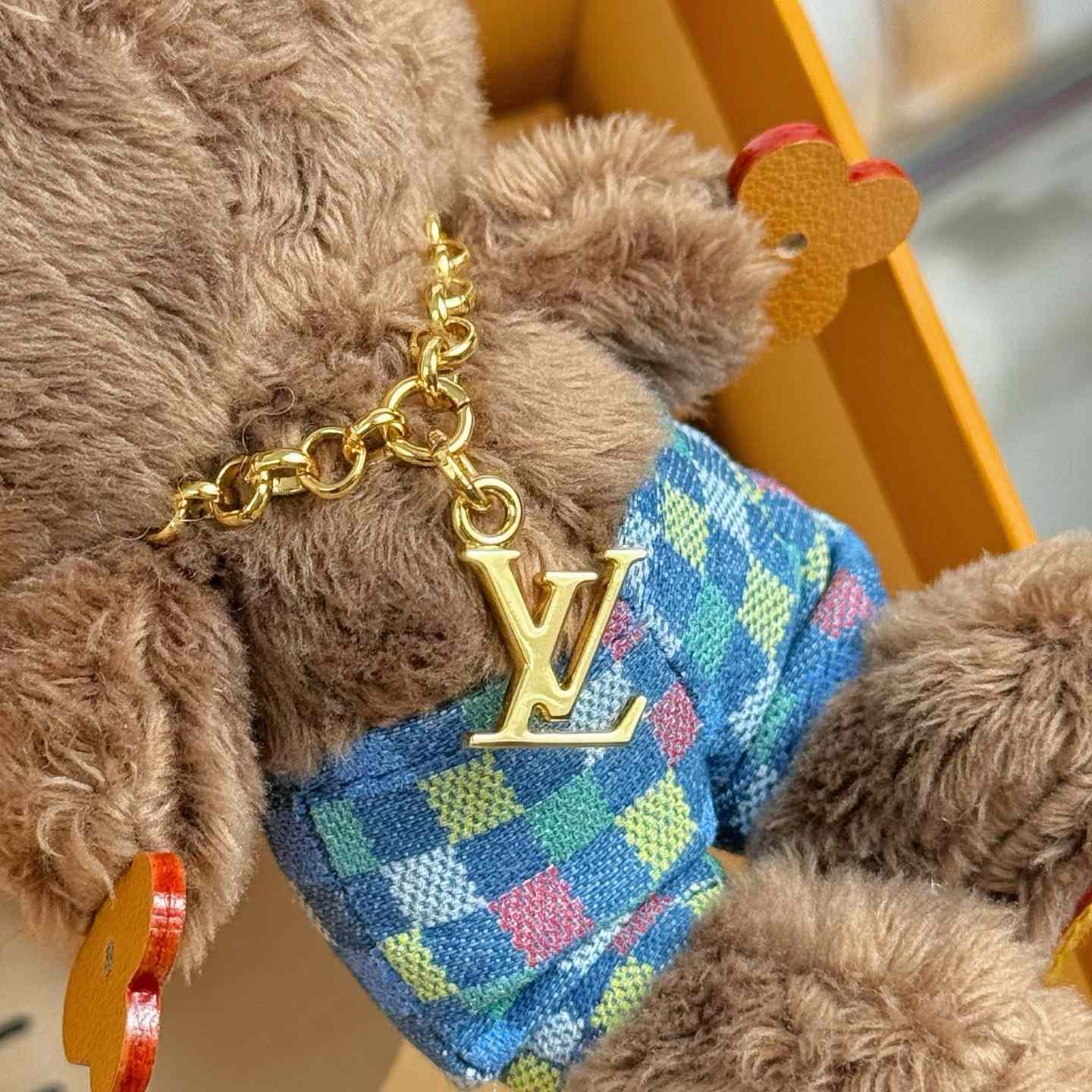 Louis Vuitton LV Louis Bear Bag Charm  M03178 - FashionPlug