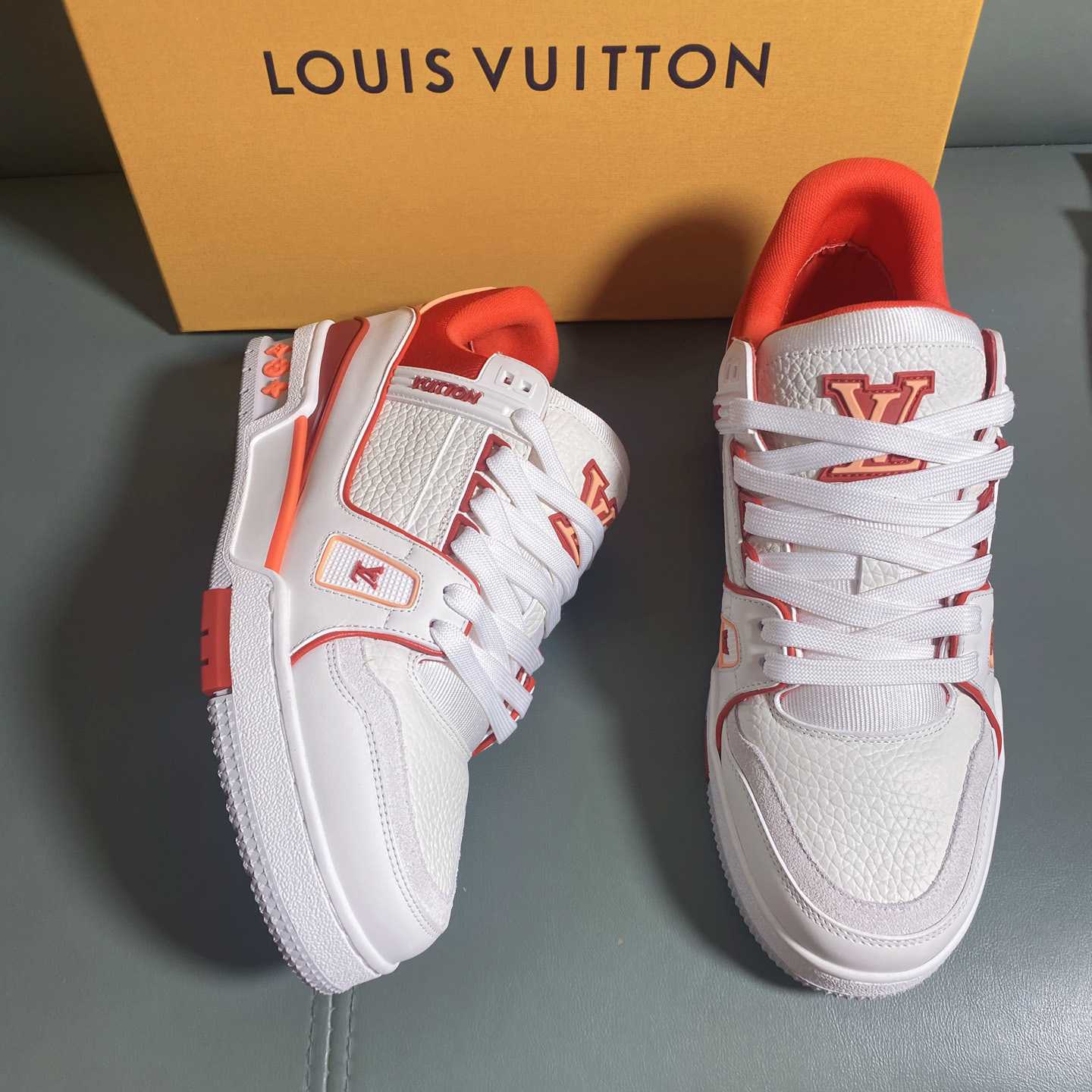 Louis Vuitton LV Trainer Sneaker      1AIIZM - FashionPlug