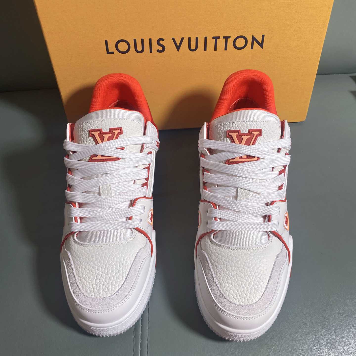 Louis Vuitton LV Trainer Sneaker      1AIIZM - FashionPlug
