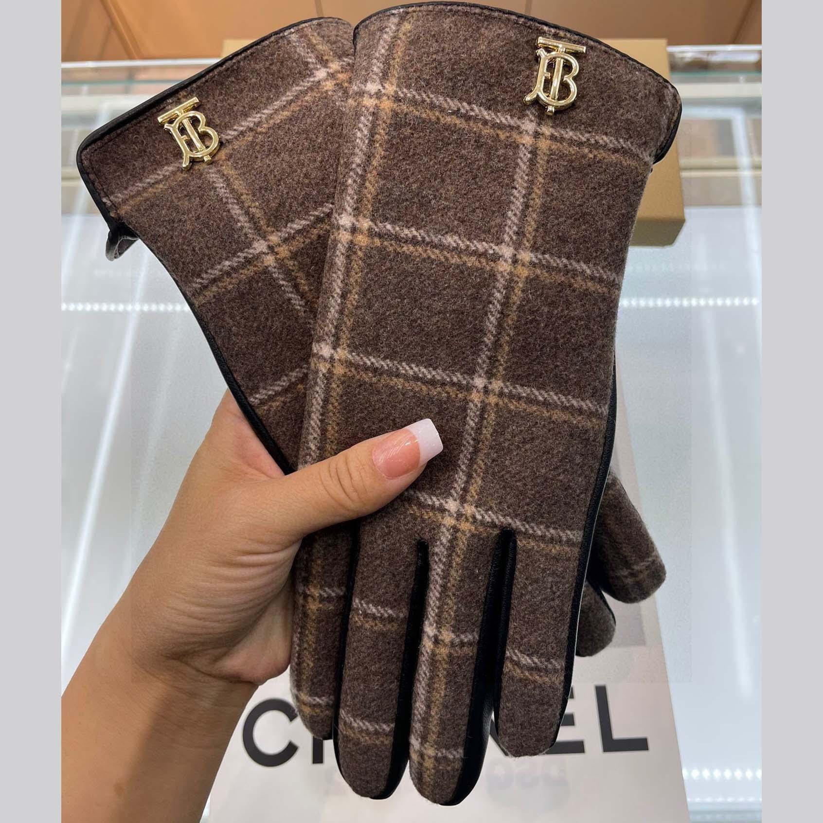 Burberry Gloves  - FashionPlug