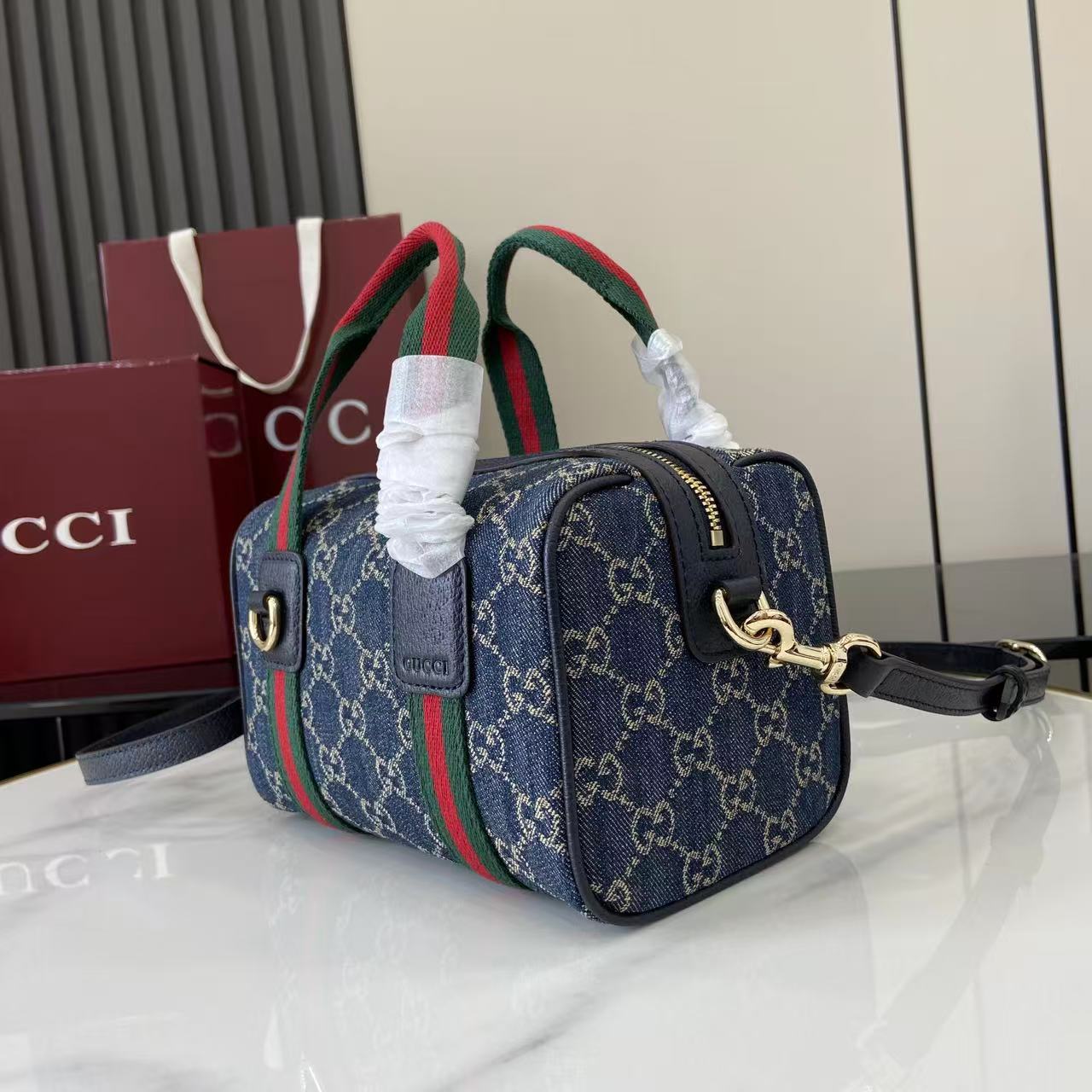 Gucci Mini GG Handbag - FashionPlug