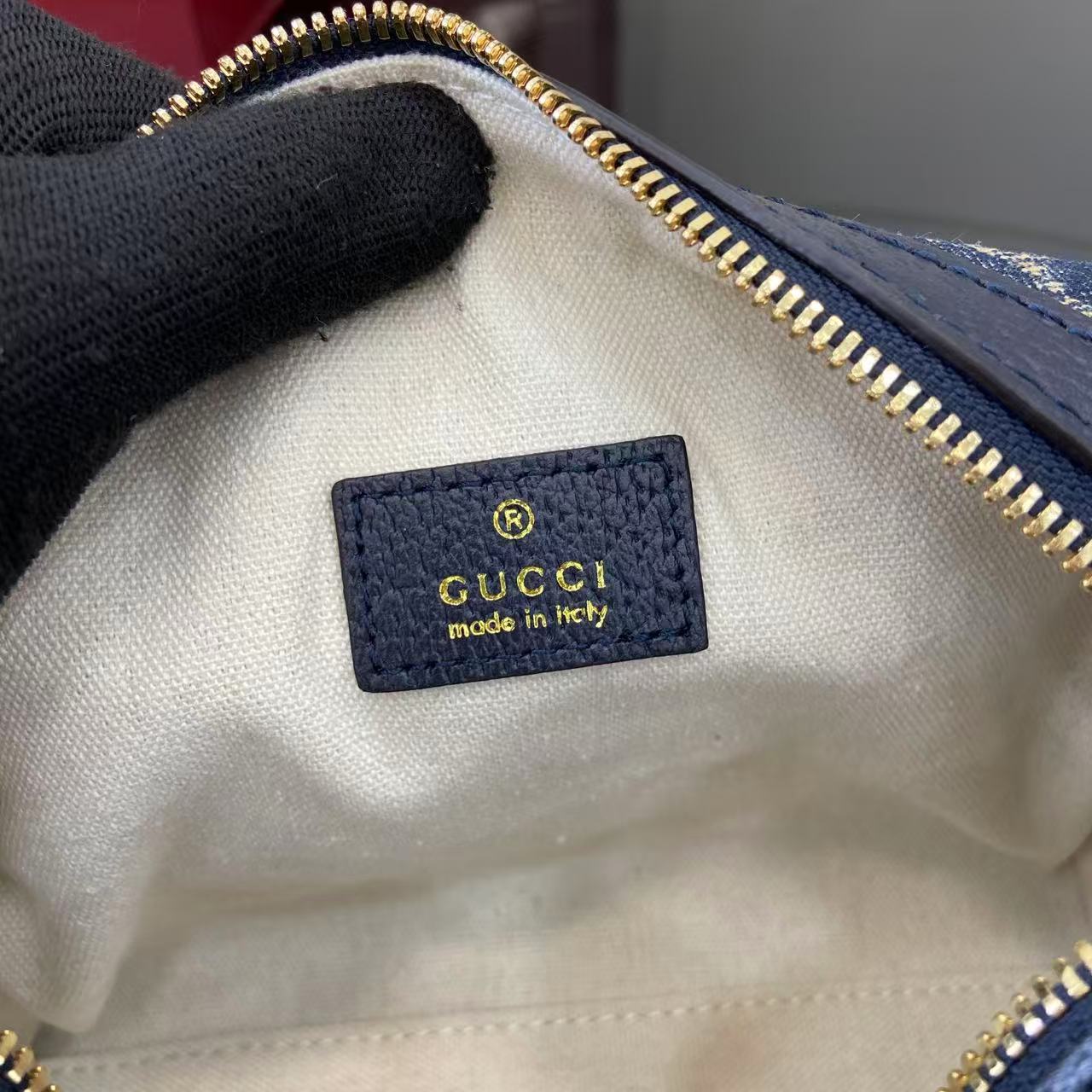 Gucci Mini GG Handbag - FashionPlug