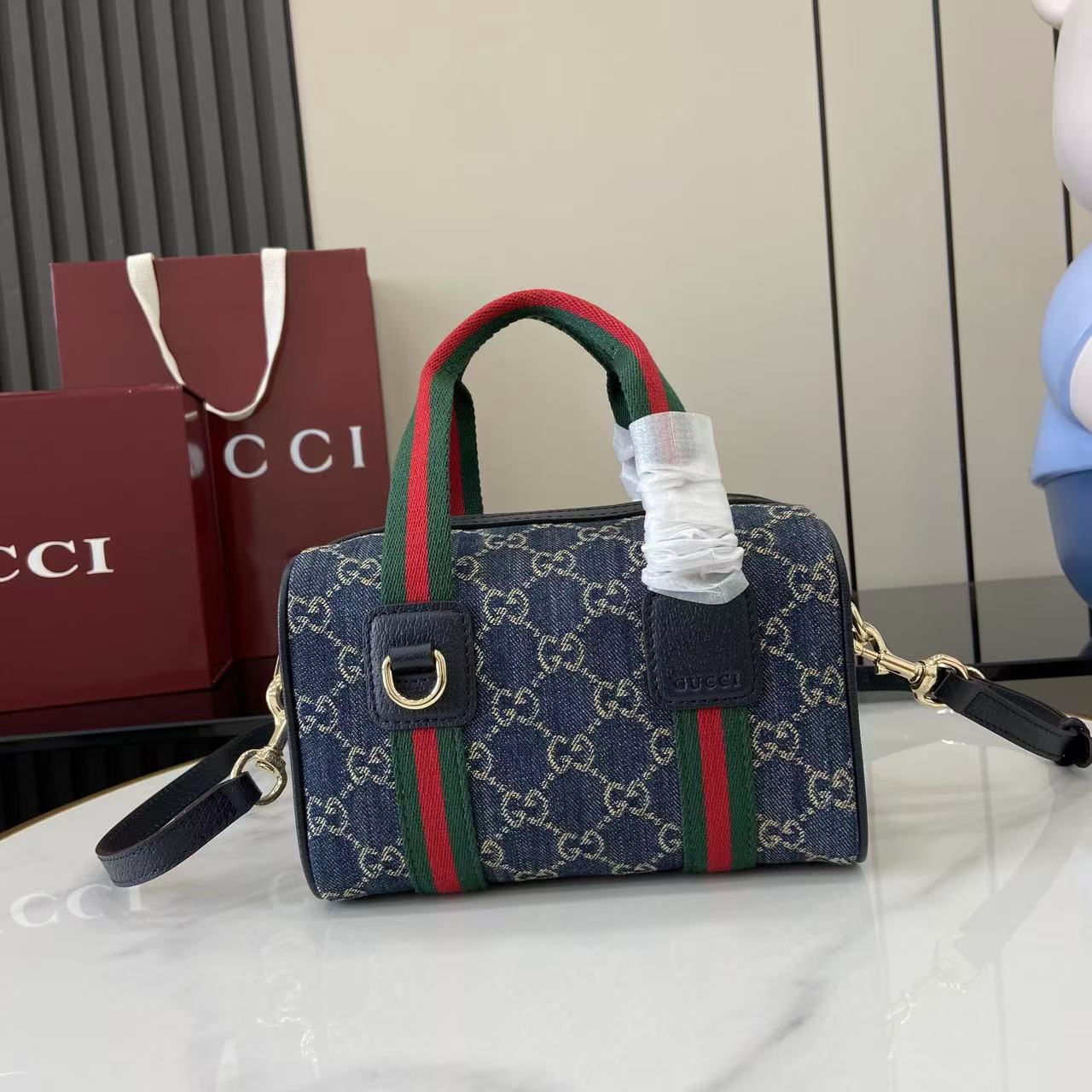 Gucci Mini GG Handbag - FashionPlug