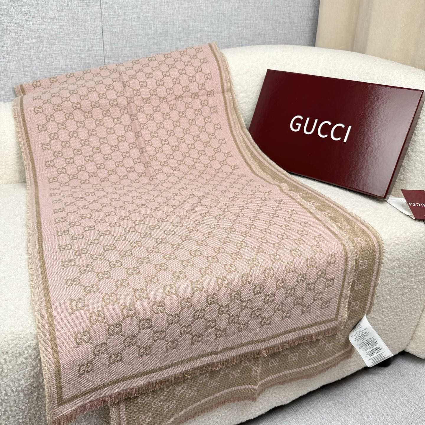 Gucci GG Wool Scarf - FashionPlug