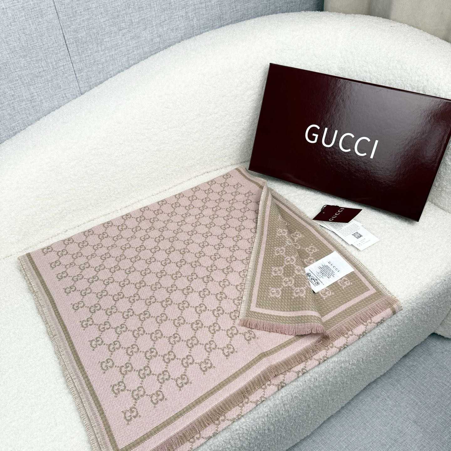 Gucci GG Wool Scarf - FashionPlug