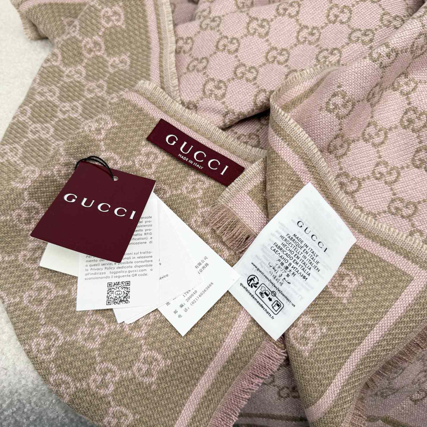 Gucci GG Wool Scarf - FashionPlug