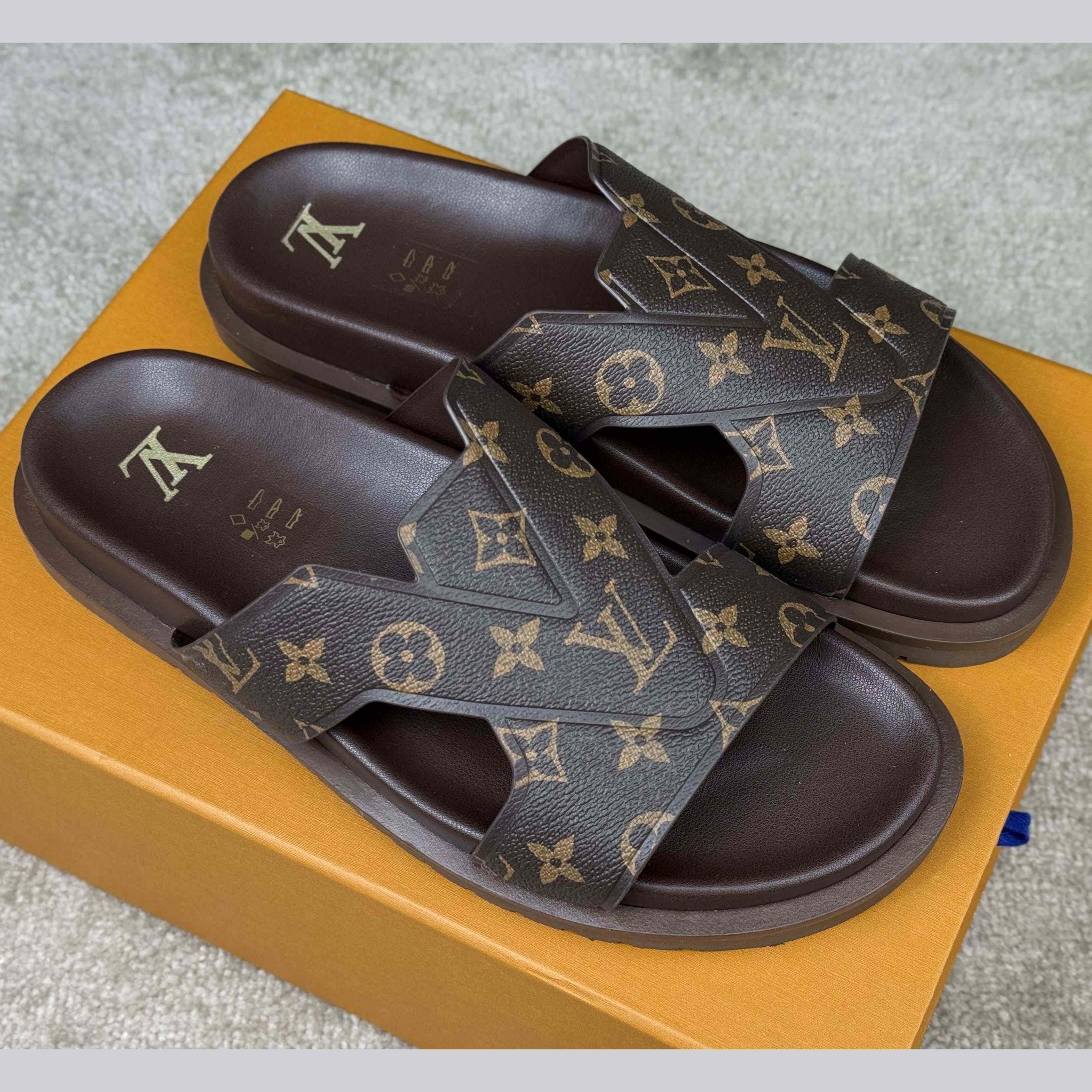 Louis Vuitton LV Oasis Mule    - FashionPlug
