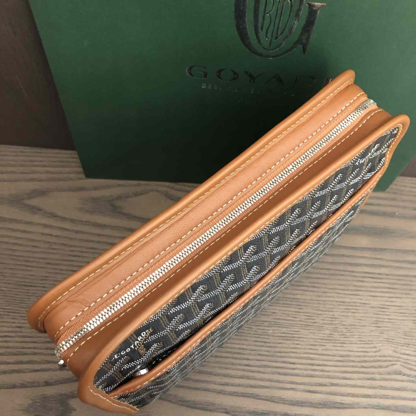 Goyard Jouvence MM Toiletry Bag - FashionPlug