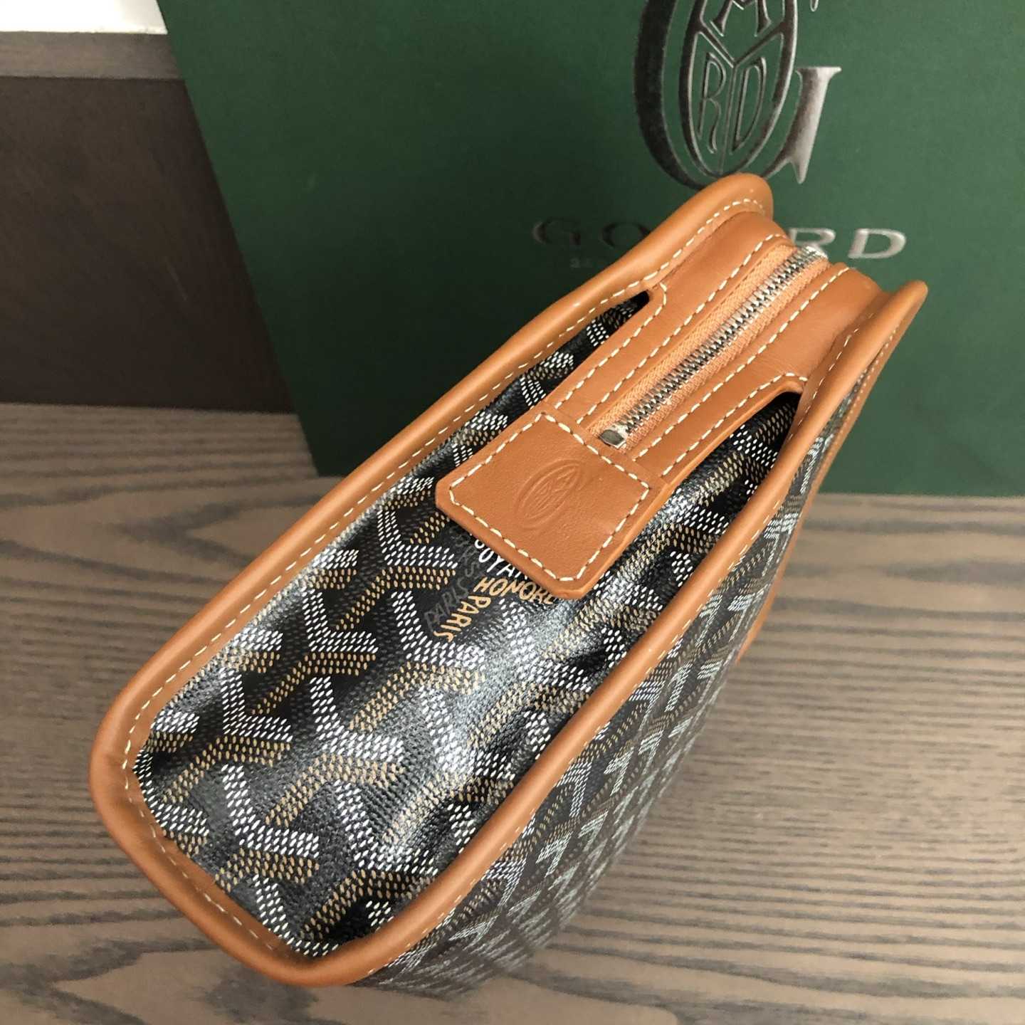 Goyard Jouvence MM Toiletry Bag - FashionPlug