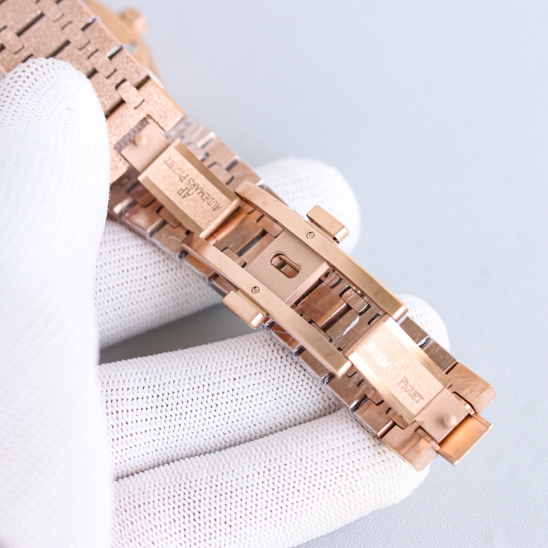Audemars Piguet Royal Oak 41mm Frosted Rose Gold   41mm - FashionPlug