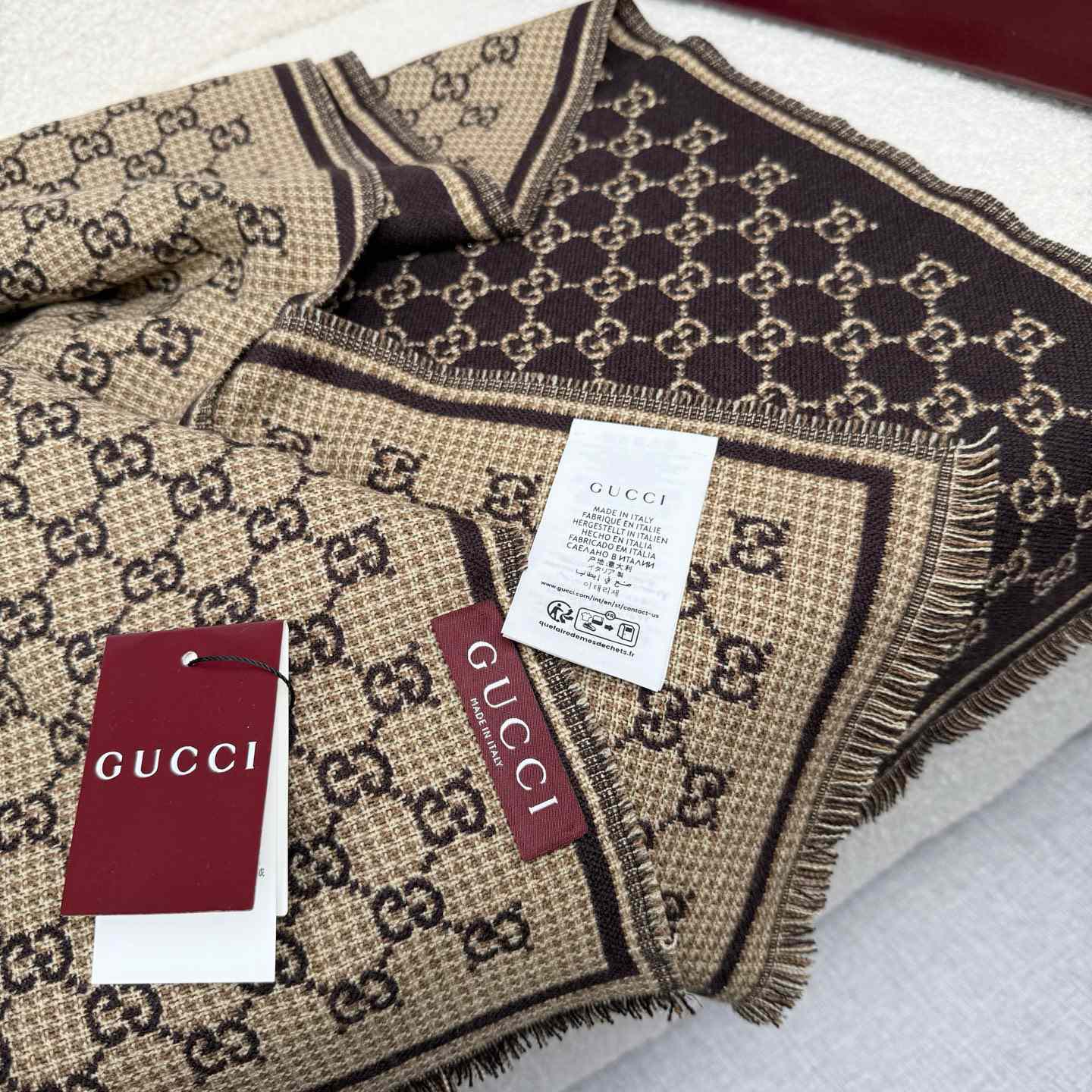 Gucci GG Wool Jacquard Scarf - FashionPlug