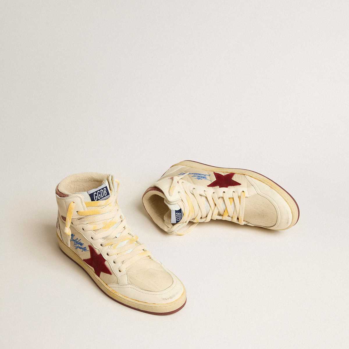 Golden Goose Sky-Star In Beige Nylon And Nappa With Pomegranate Suede Staal - FashionPlug