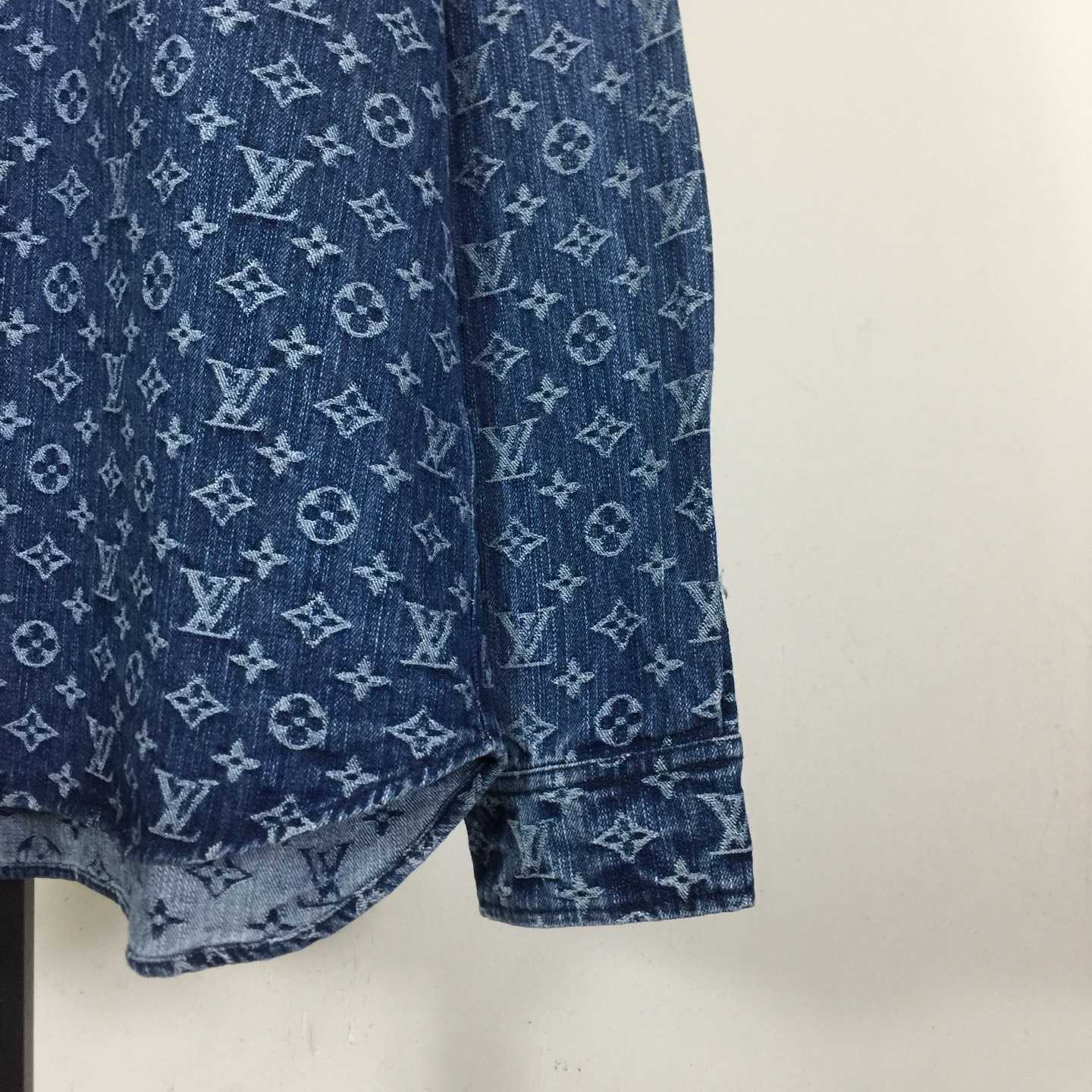 Louis Vuitton Monogram Denim Shirt   1AI195 - FashionPlug