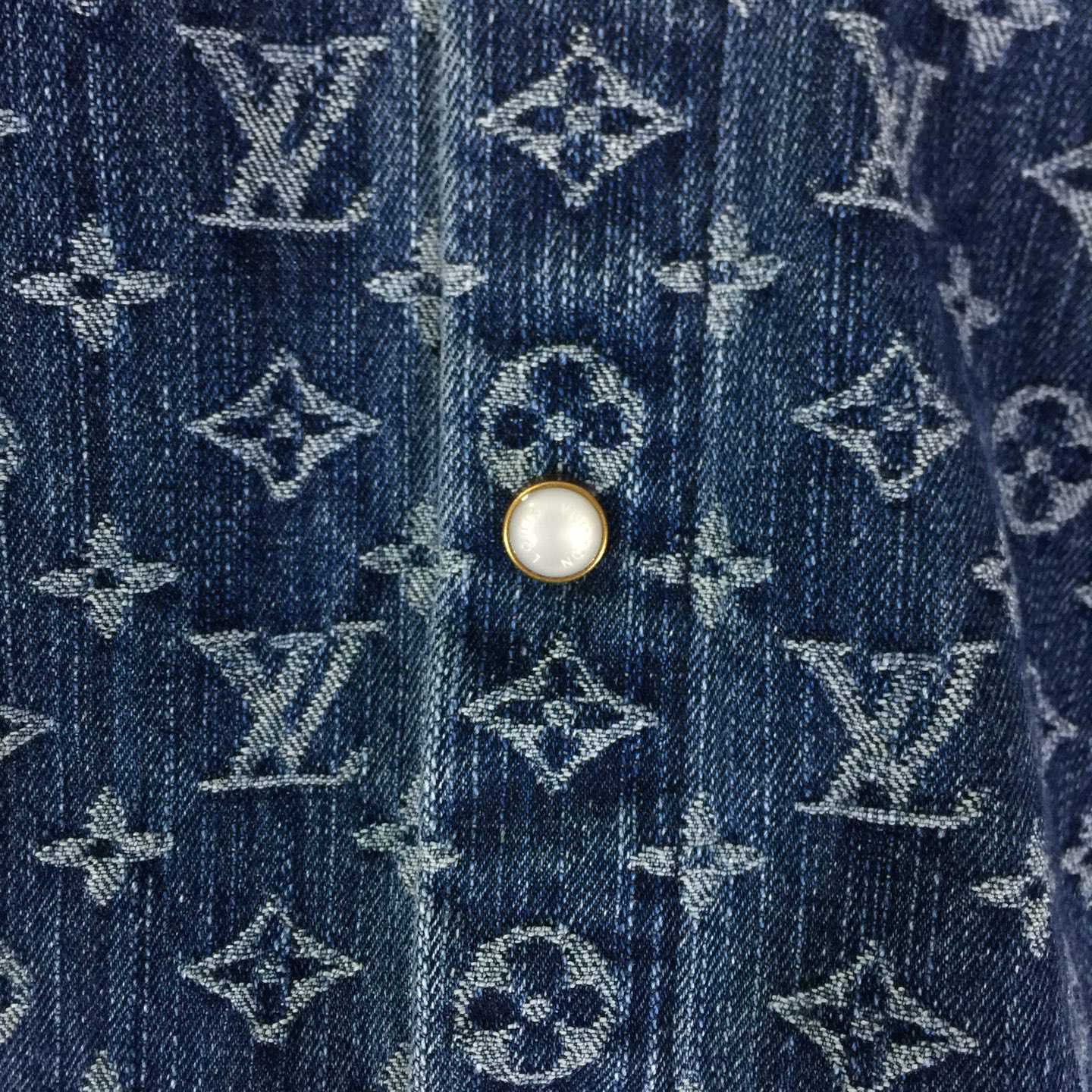 Louis Vuitton Monogram Denim Shirt   1AI195 - FashionPlug