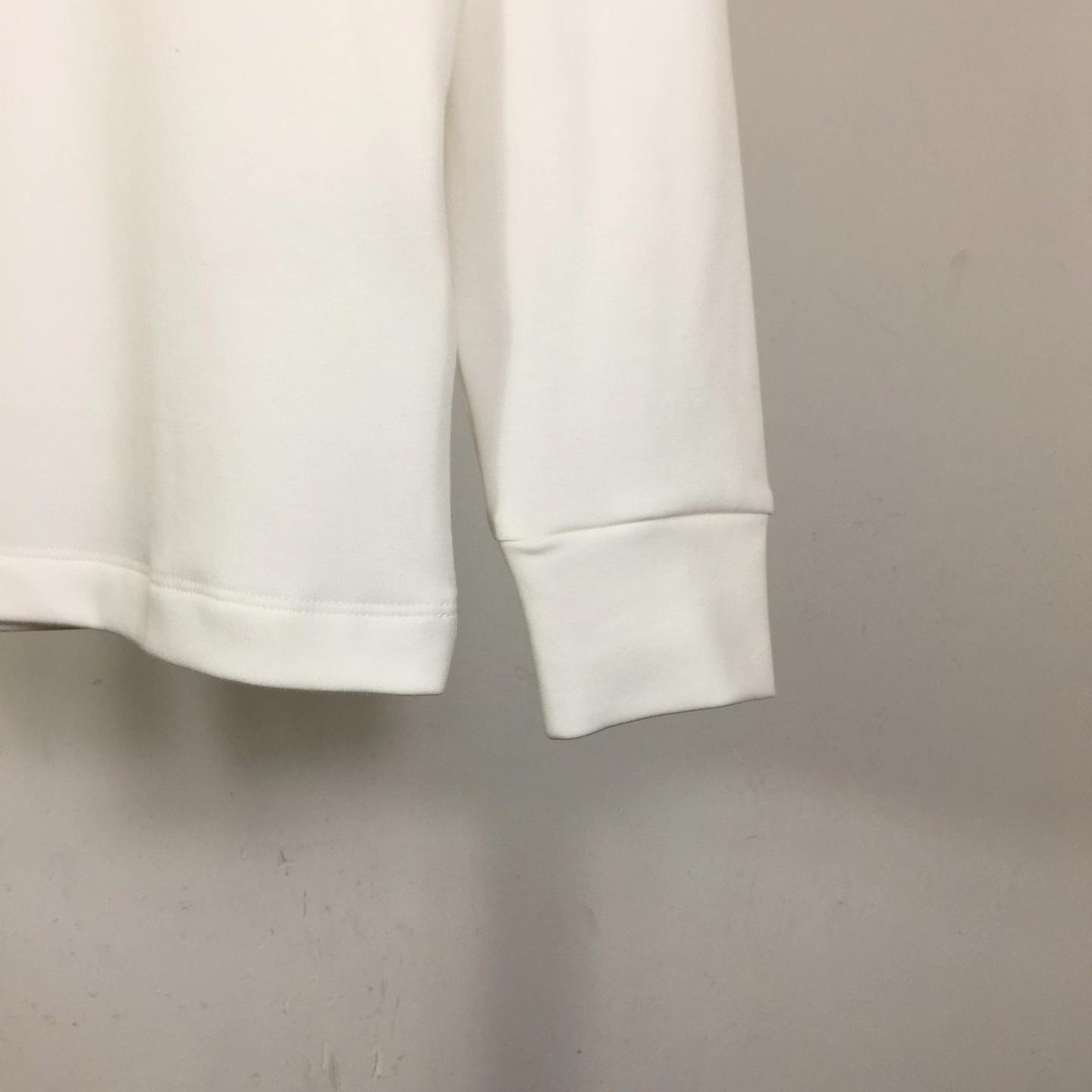 Moncler Long Sleeves - FashionPlug